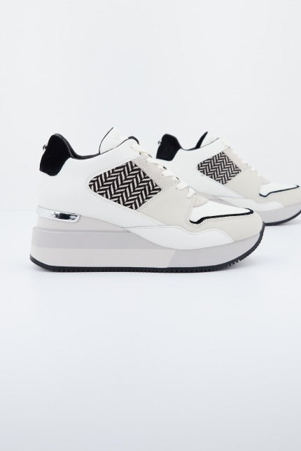 APEPAZZA PONY HILARY en color BLANCO  (2)