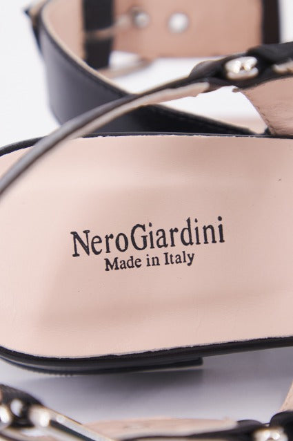 NERO GIARDINI EDE  en color NEGRO  (4)