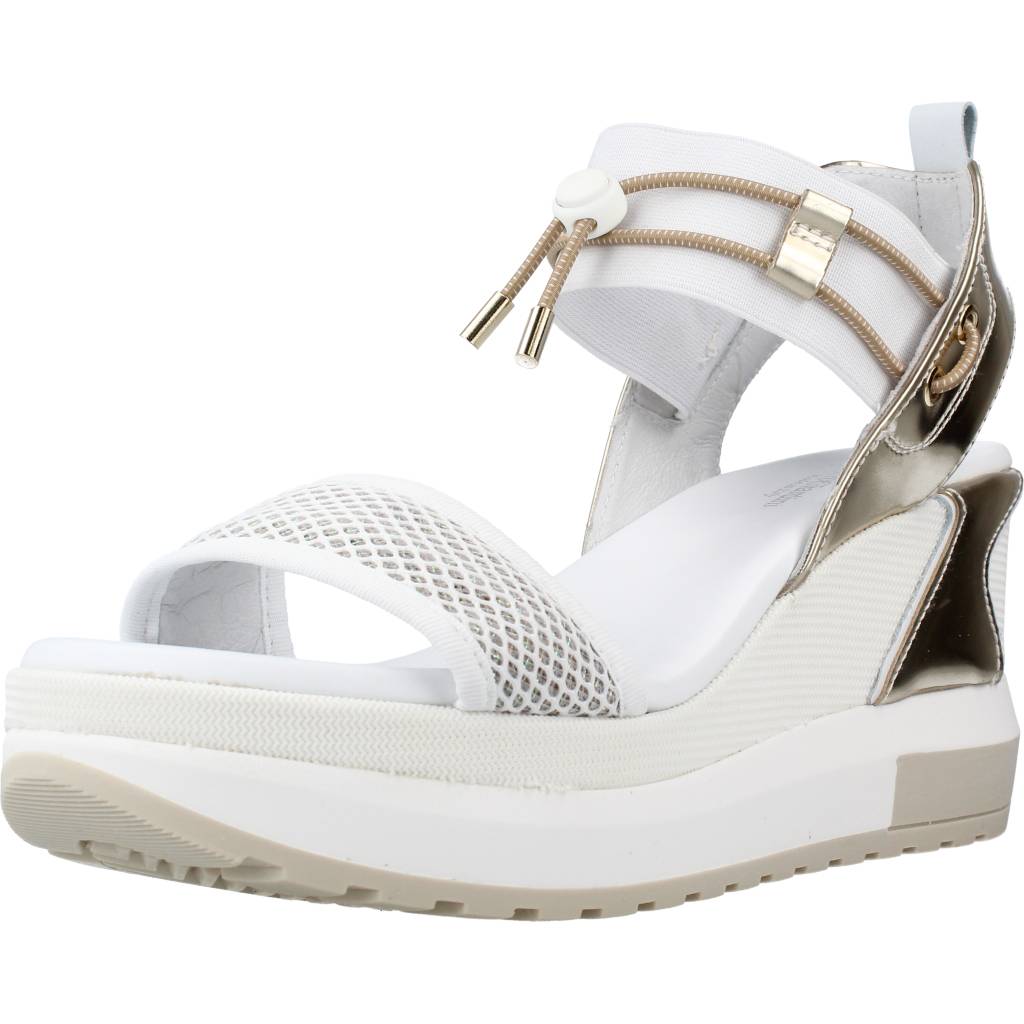 NERO GIARDINI ED en color BLANCO  (1)