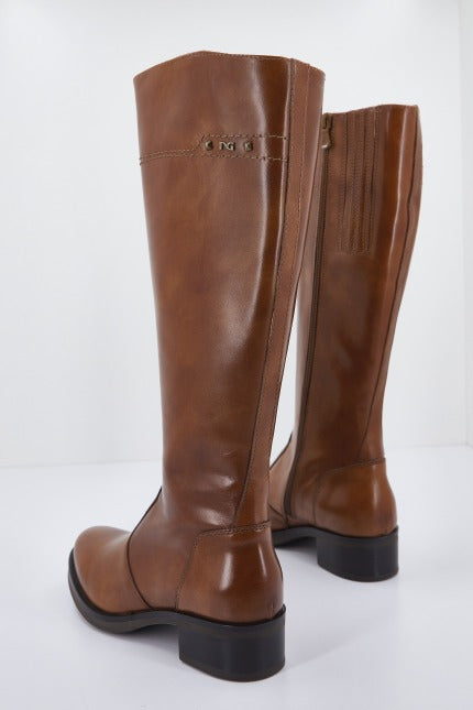 NERO GIARDINI ID en color MARRON CLARO  (2)