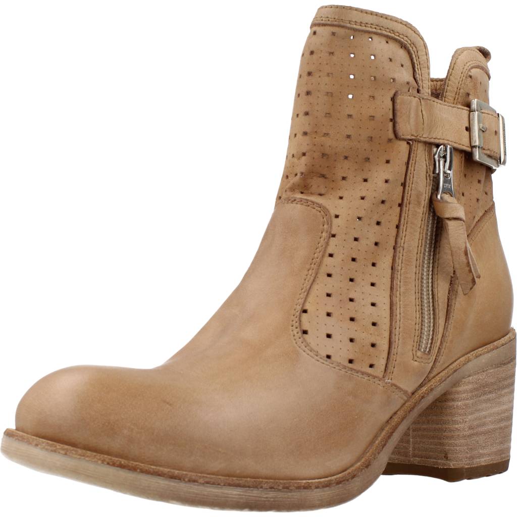 NERO GIARDINI ED  en color MARRON CLARO  (1)