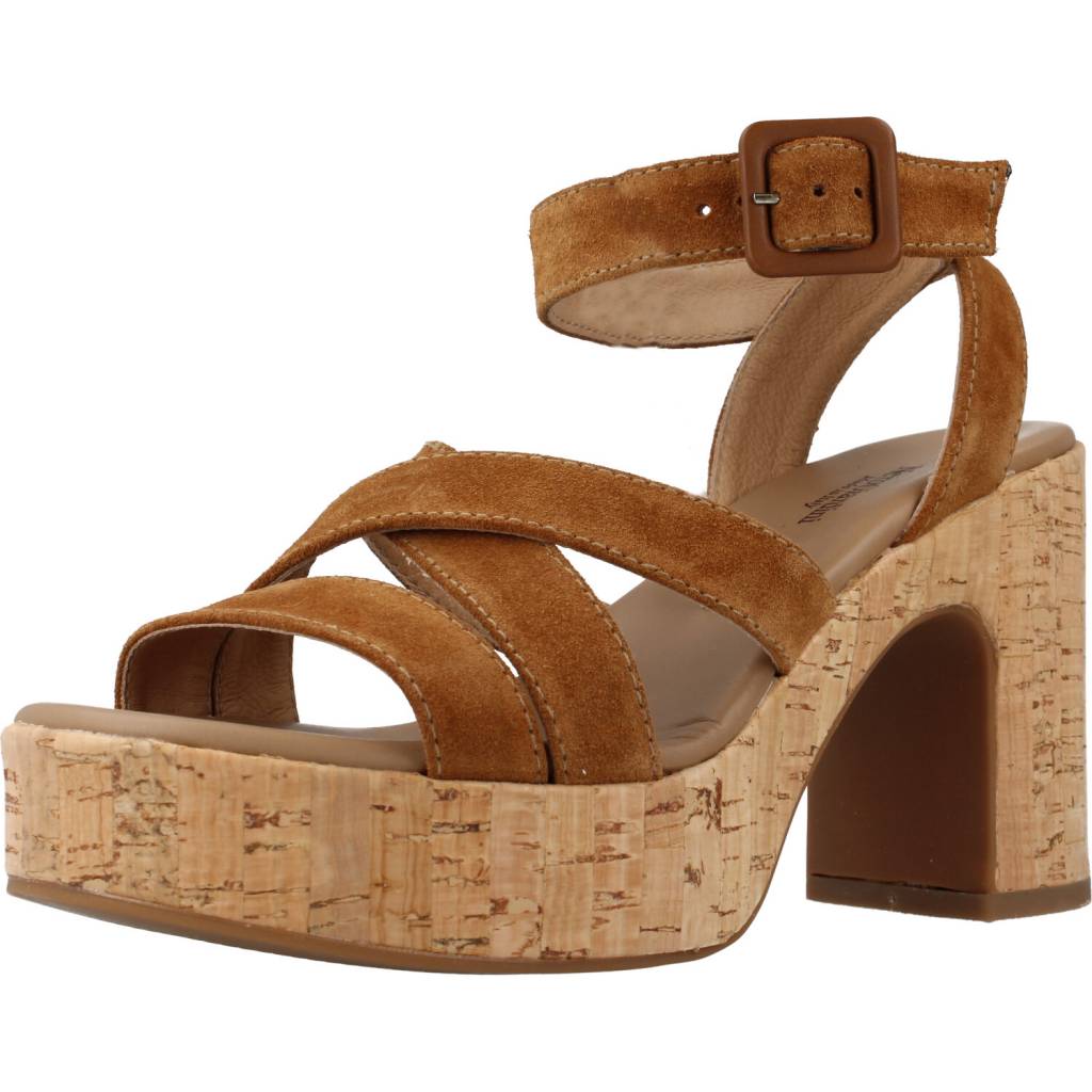 NERO GIARDINI ED en color MARRON  (1)