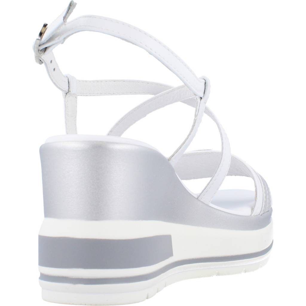 NERO GIARDINI ED en color BLANCO  (3)