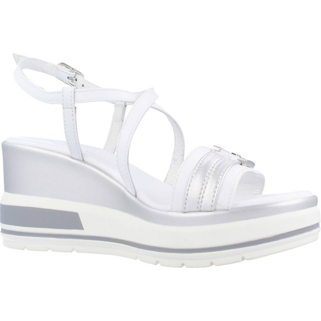 NERO GIARDINI ED en color BLANCO  (5)