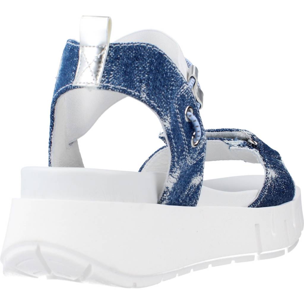 NERO GIARDINI ED  en color AZUL  (3)