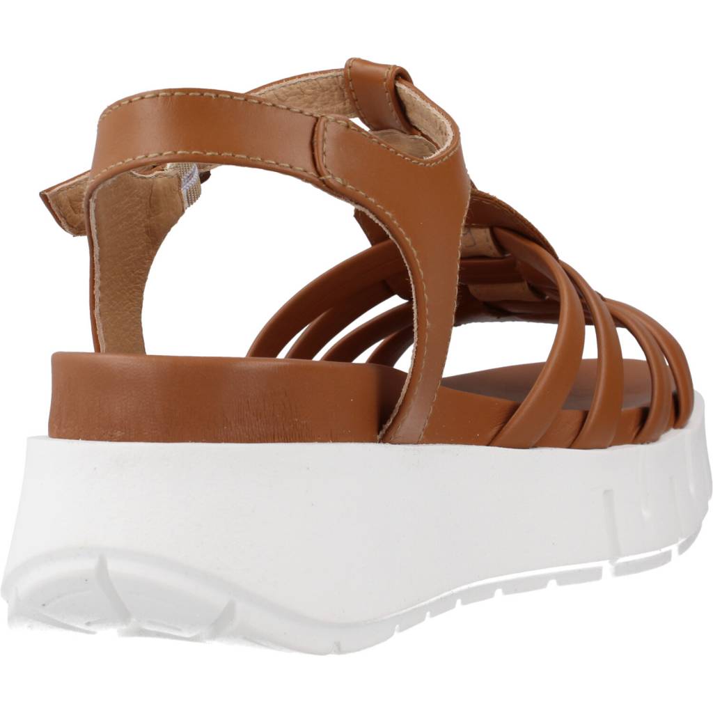 NERO GIARDINI ED  en color MARRON  (3)