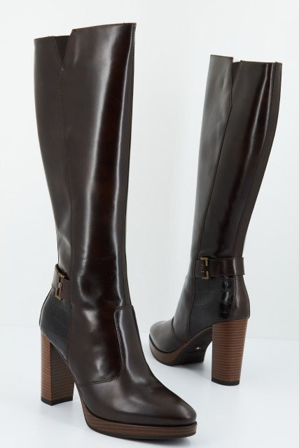 NERO GIARDINI ID en color MARRON  (1)