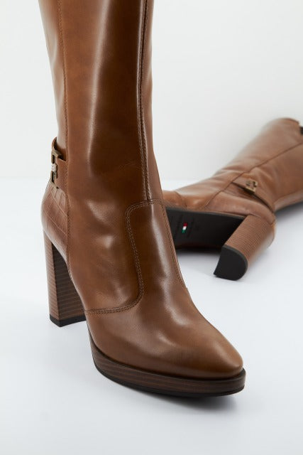 NERO GIARDINI ID en color MARRON  (4)