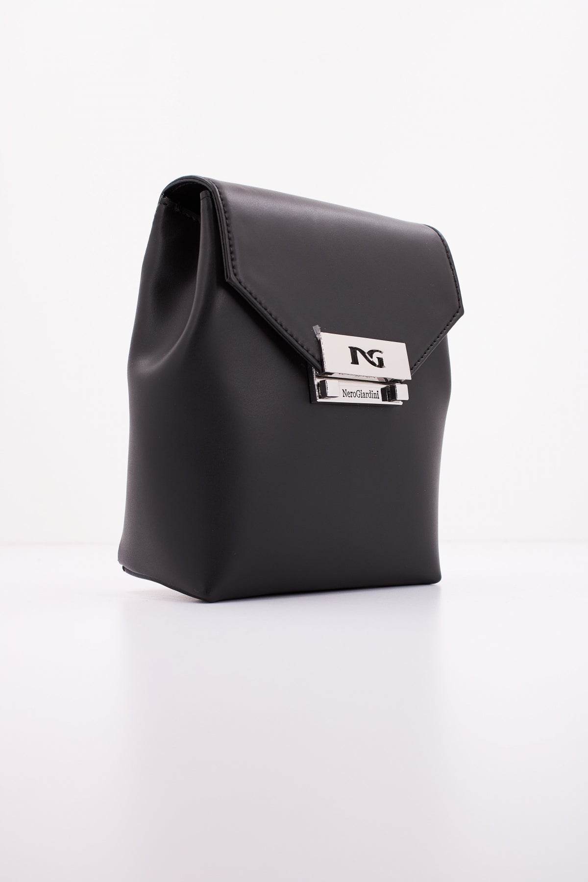 NERO GIARDINI RENO en color NEGRO  (2)