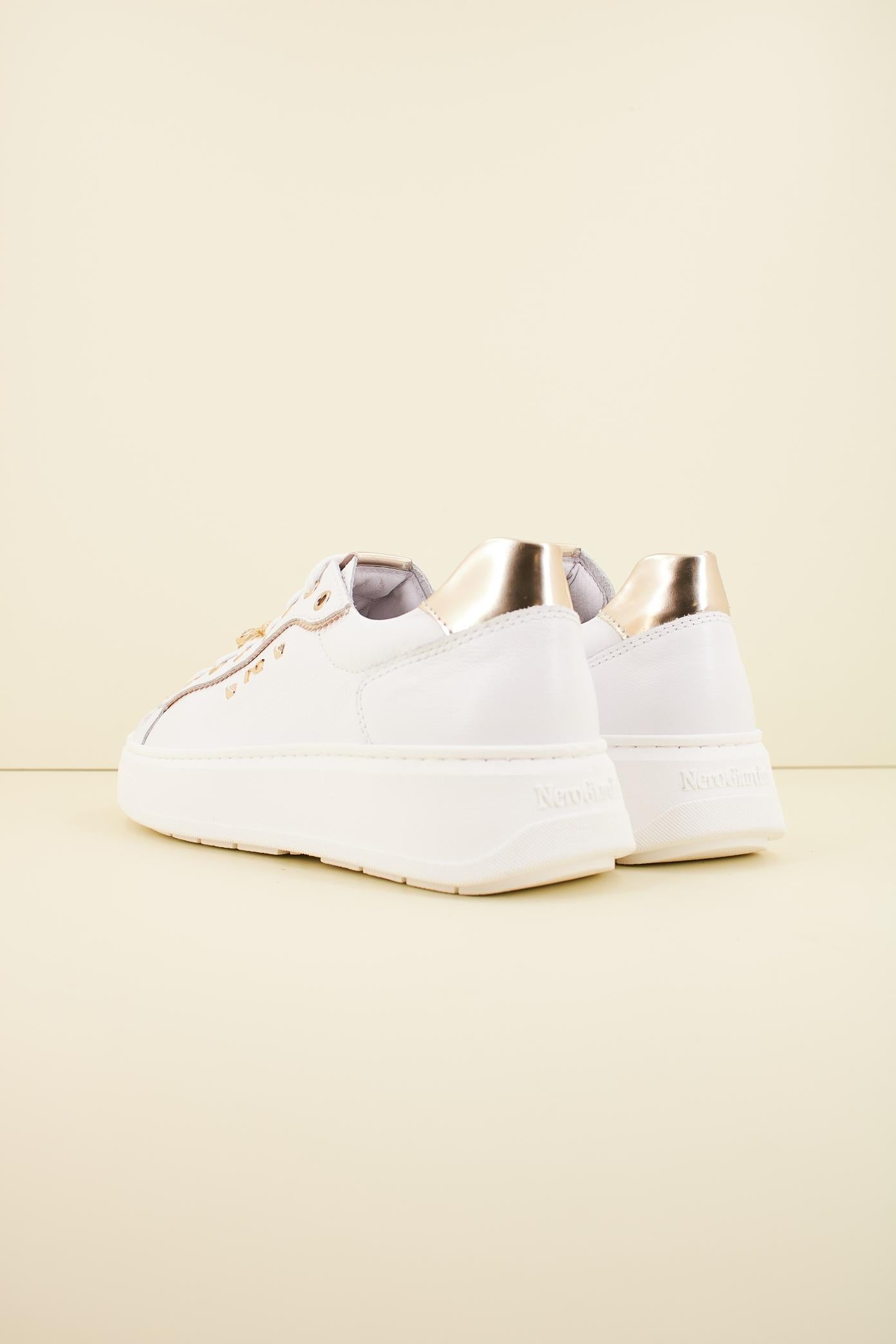 NERO GIARDINI ED  en color BLANCO  (3)