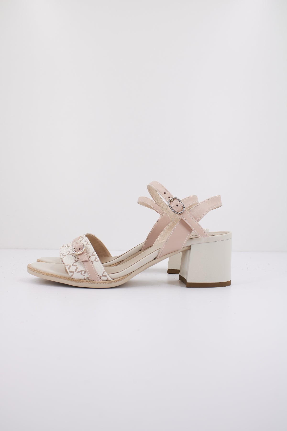 NERO GIARDINI ED en color NUDE  (1)