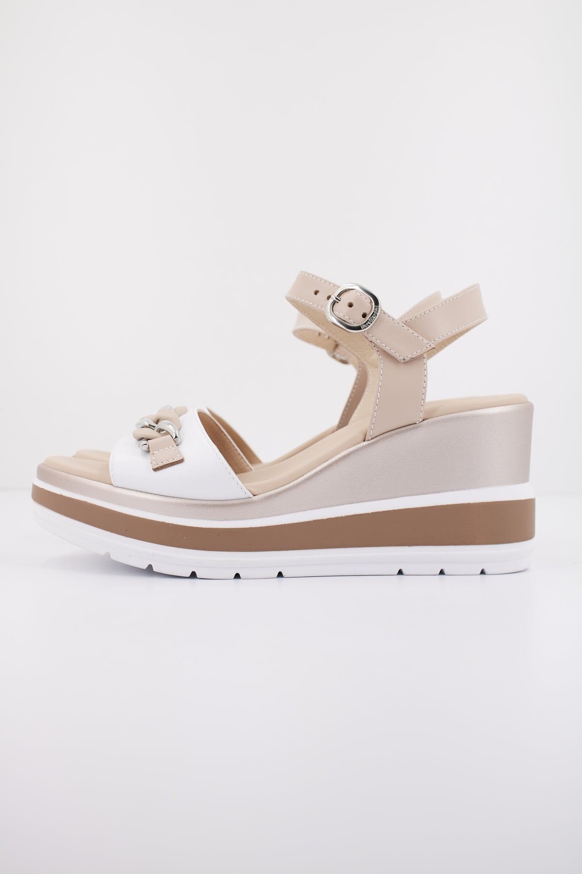 NERO GIARDINI ED  en color BLANCO  (1)