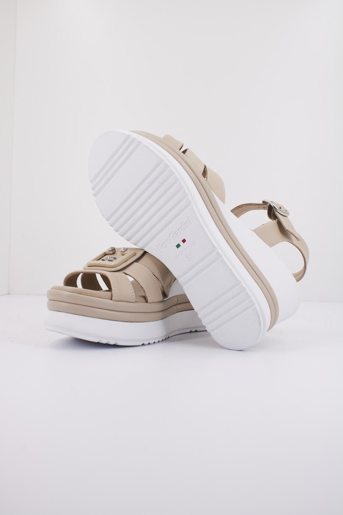NERO GIARDINI ED  en color BEIS  (4)