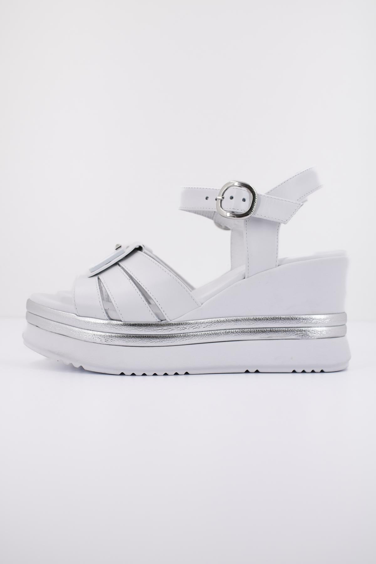 NERO GIARDINI ED en color BLANCO  (1)
