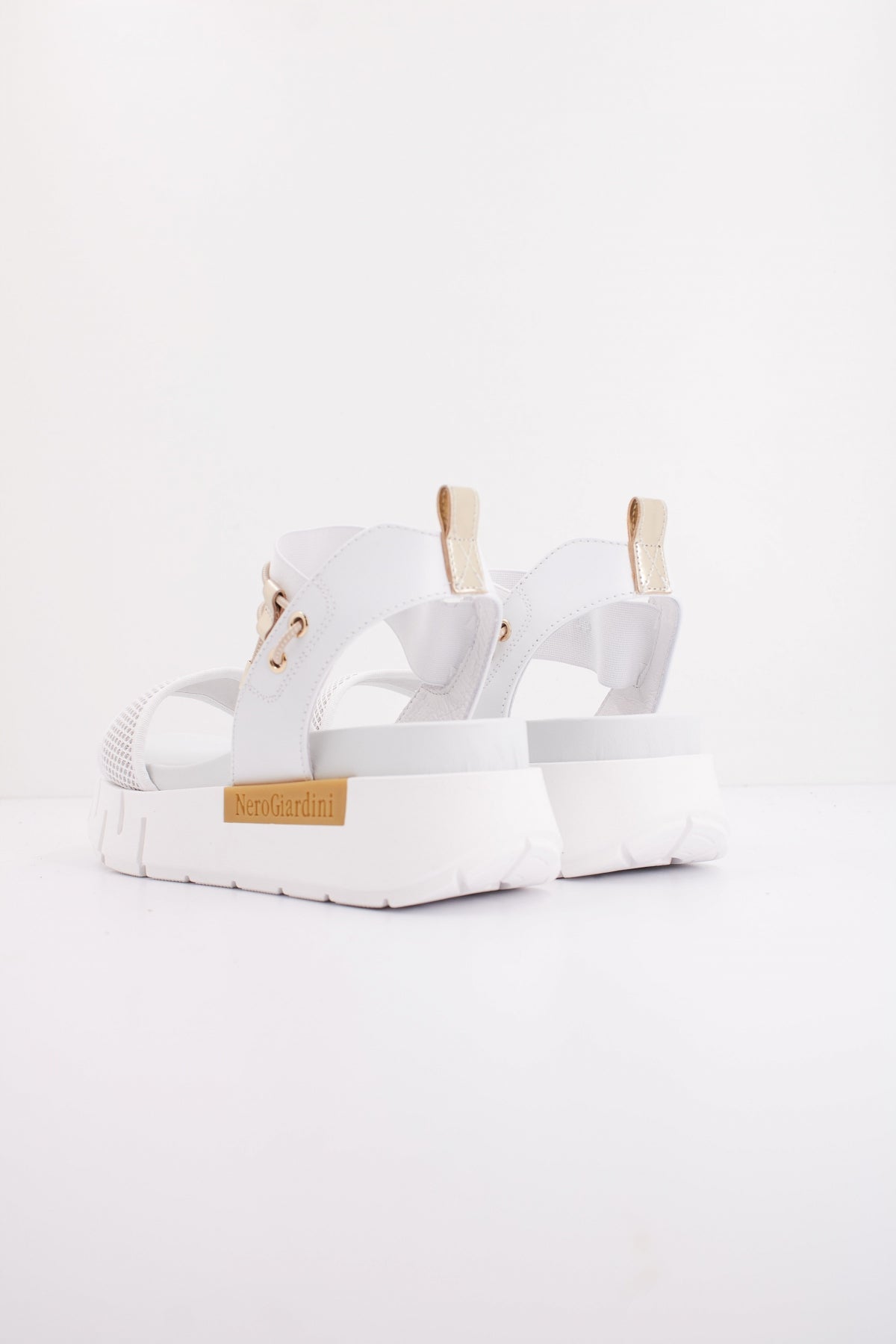 NERO GIARDINI ED en color BLANCO  (4)