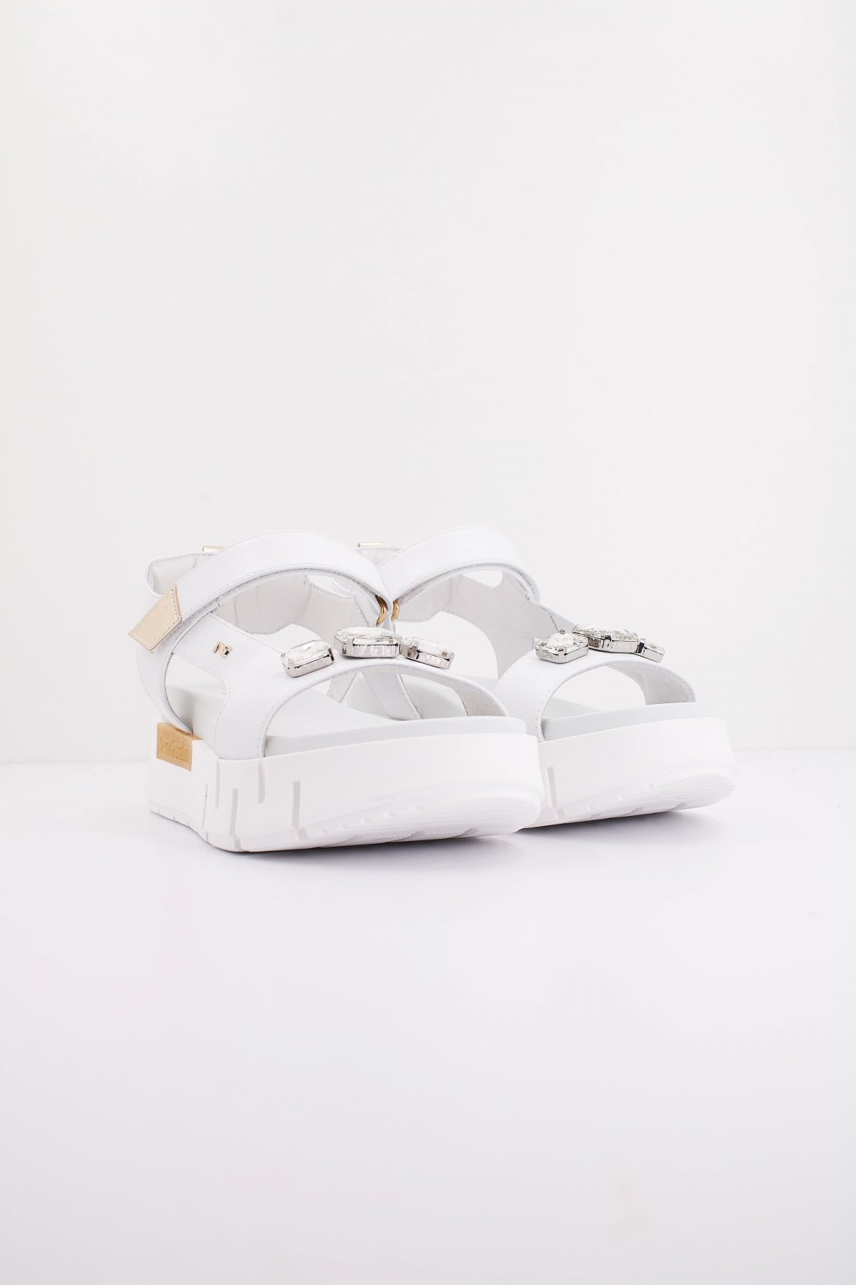 NERO GIARDINI ED en color BLANCO  (2)