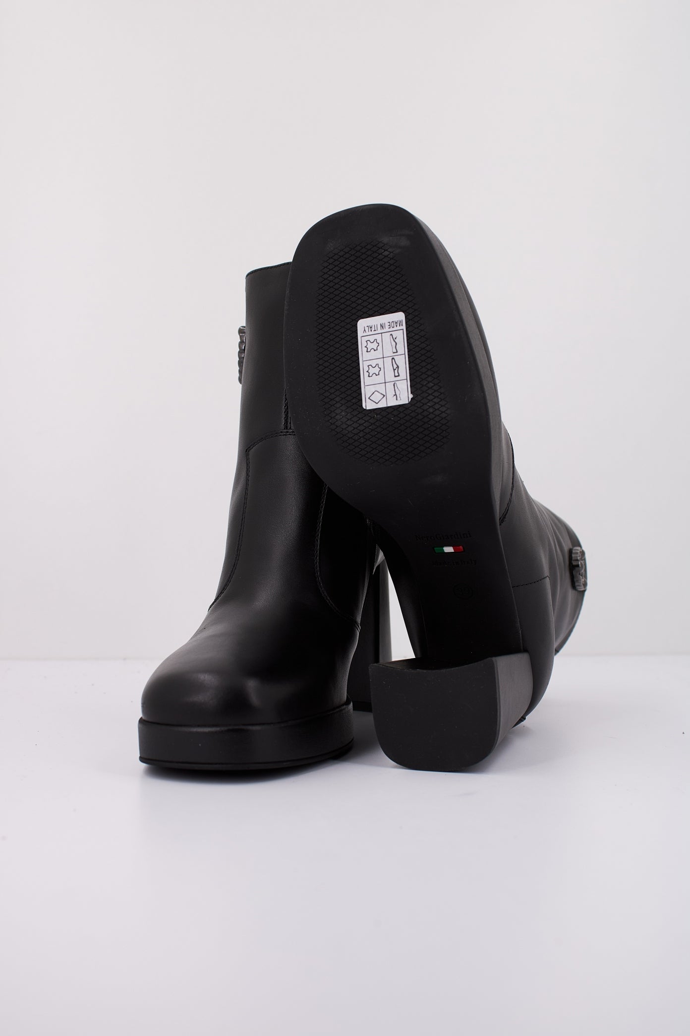 NERO GIARDINI  en color NEGRO  (5)