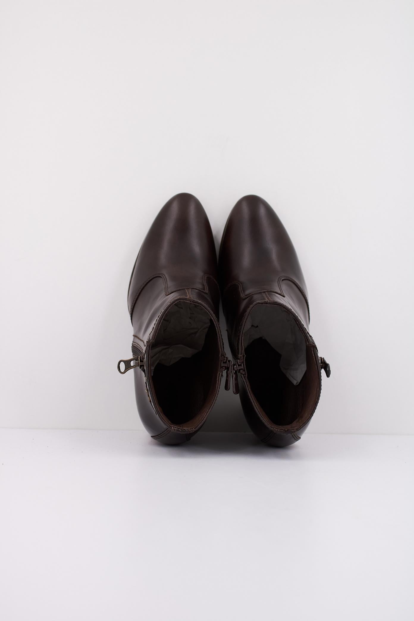 NERO GIARDINI ID en color MARRON  (3)