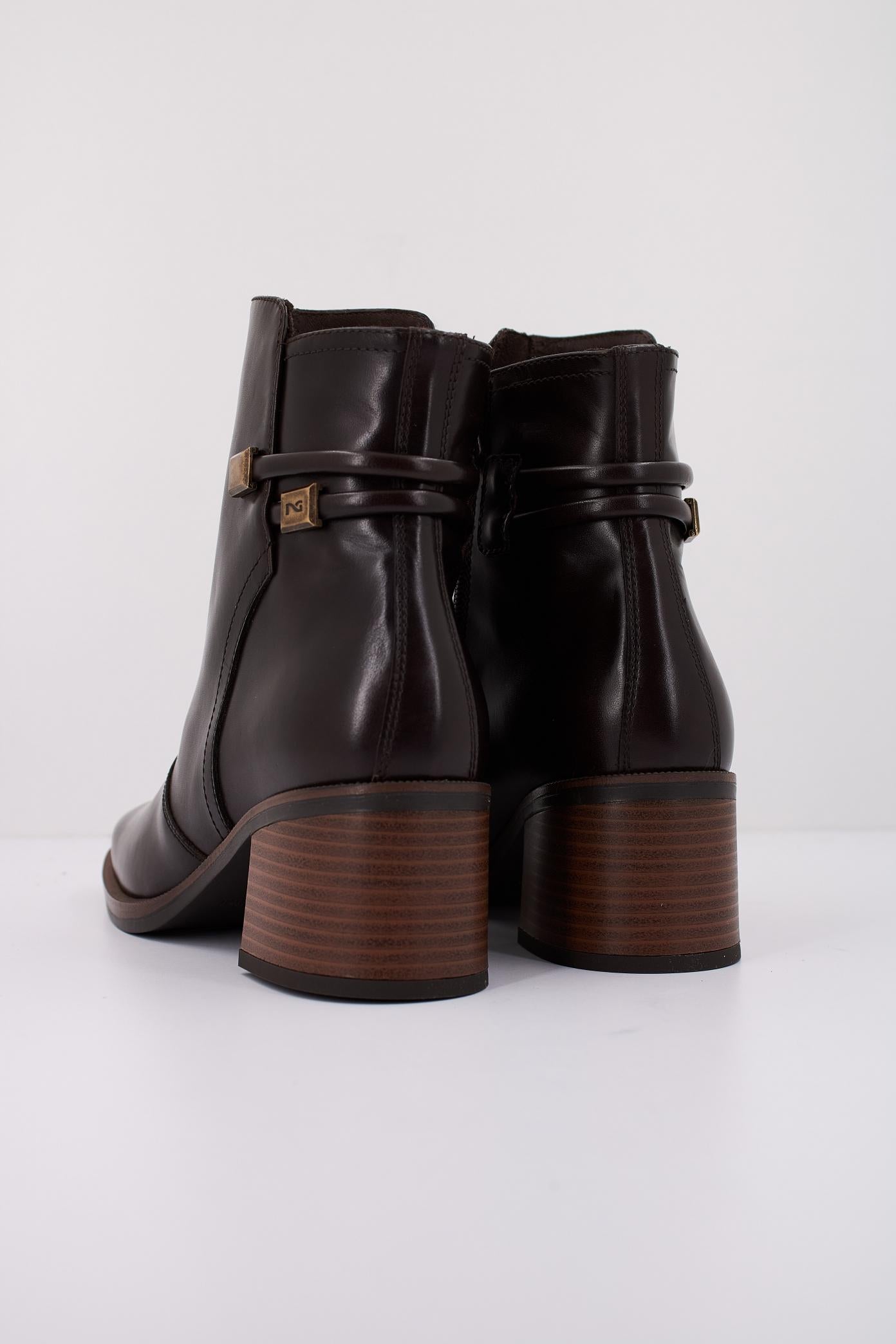 NERO GIARDINI  en color MARRON  (4)