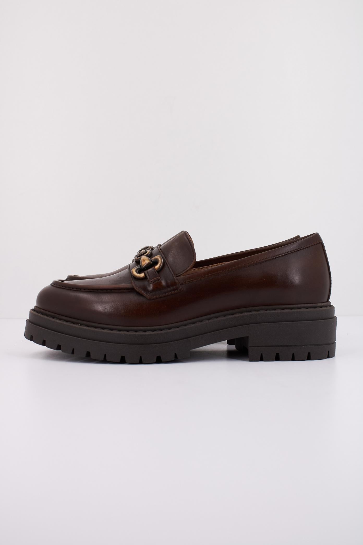 NERO GIARDINI ID  en color MARRON  (1)