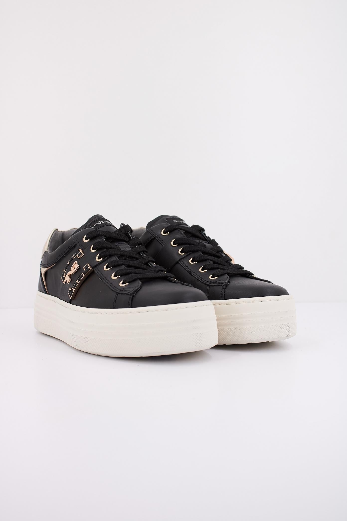 NERO GIARDINI ID  en color NEGRO  (2)