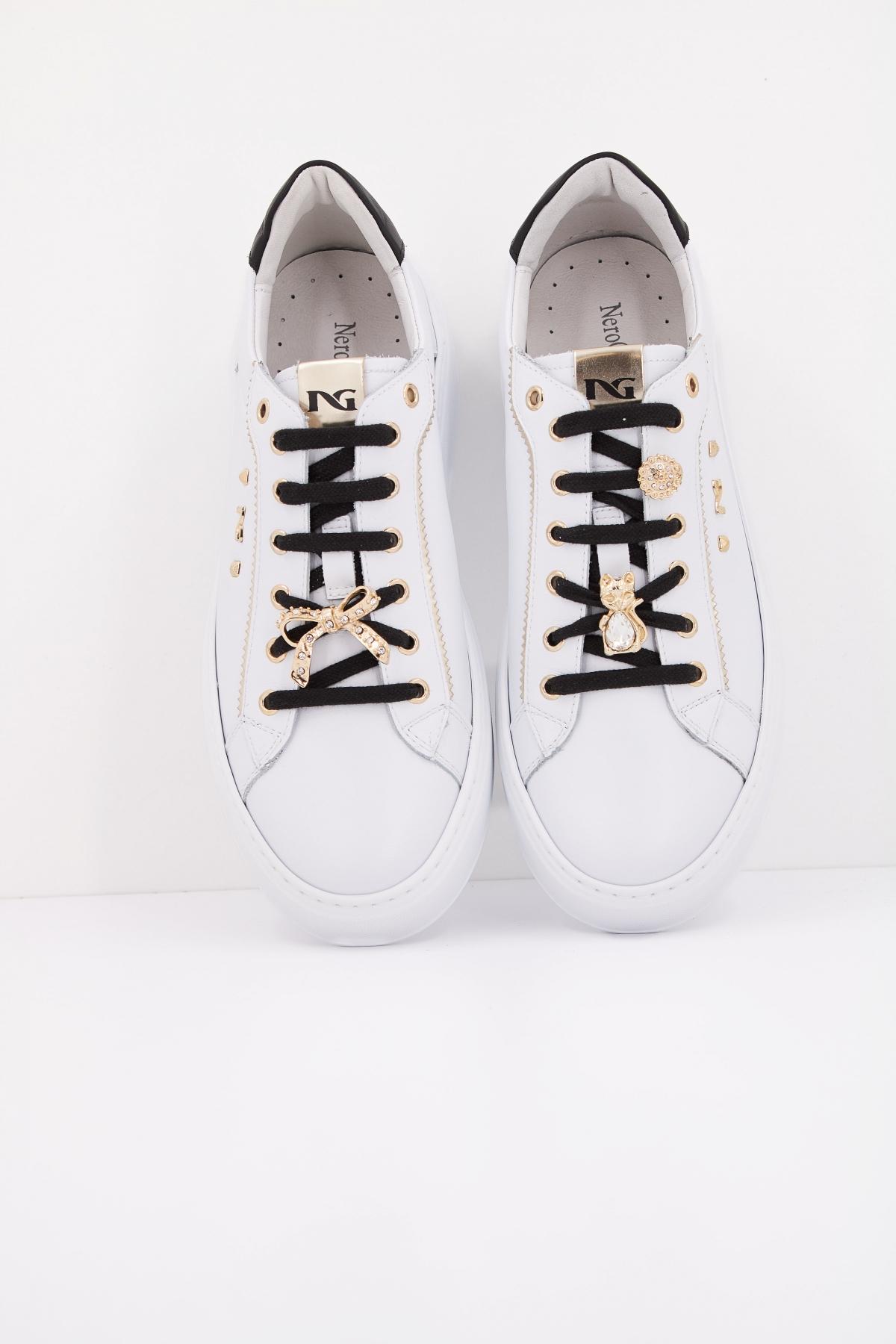 NERO GIARDINI ID en color BLANCO  (3)