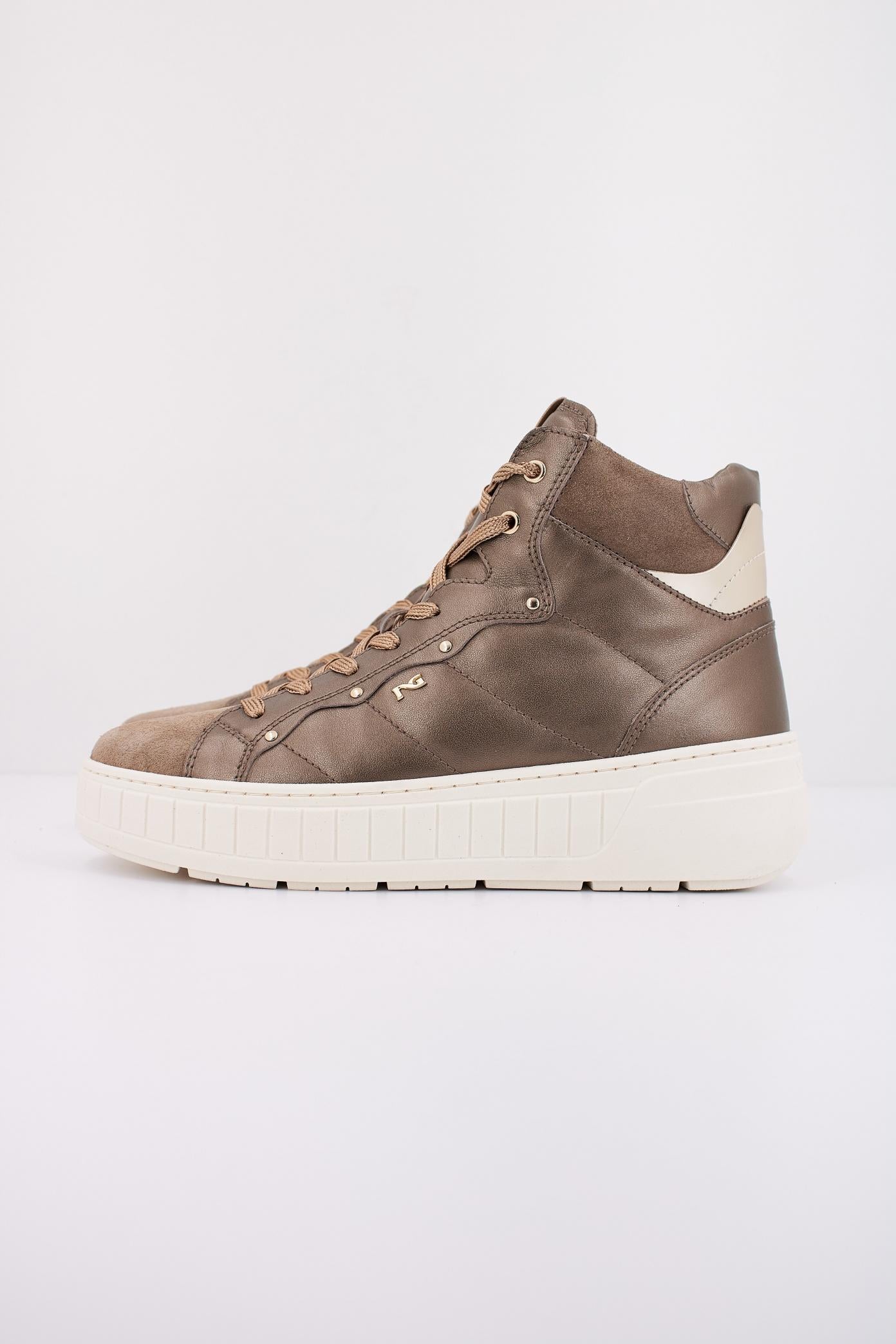 NERO GIARDINI ID  en color MARRON  (1)