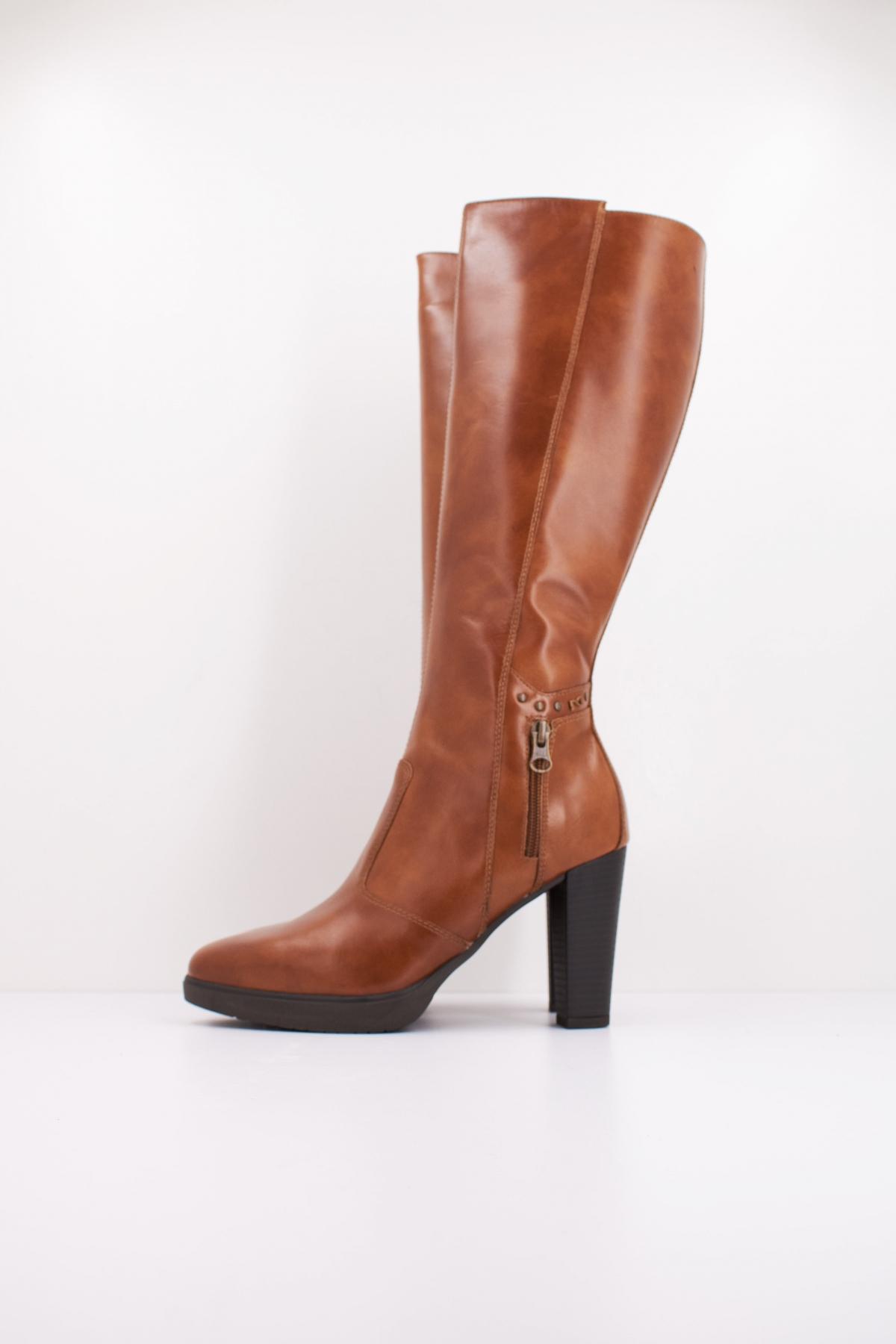NERO GIARDINI ID en color MARRON  (1)