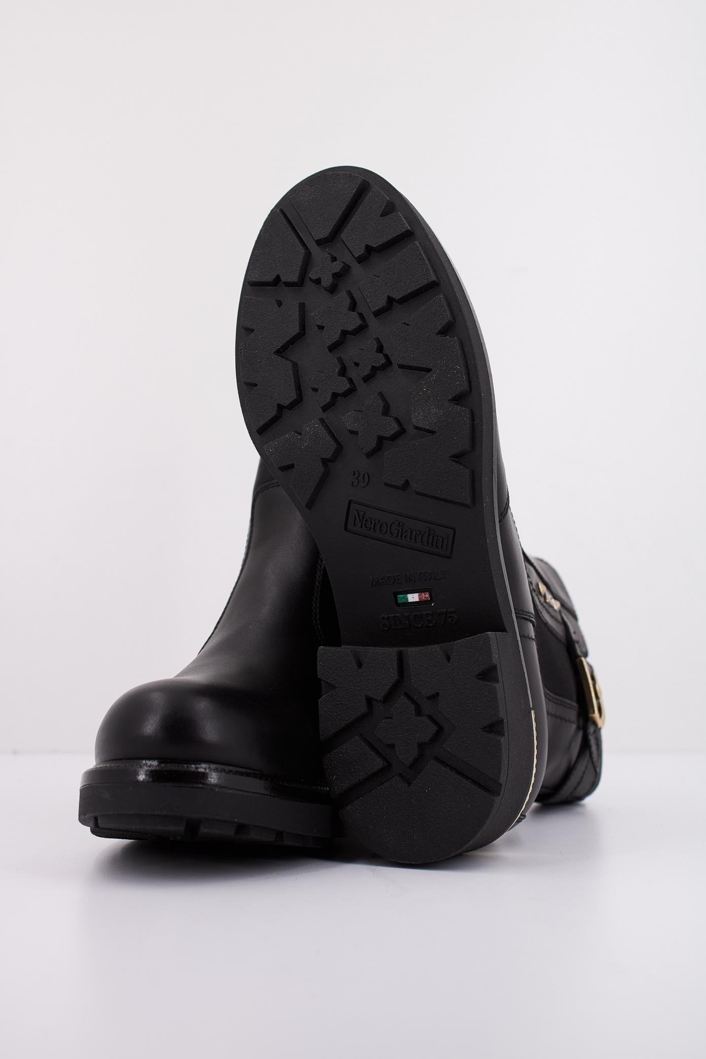 NERO GIARDINI ID  en color NEGRO  (5)