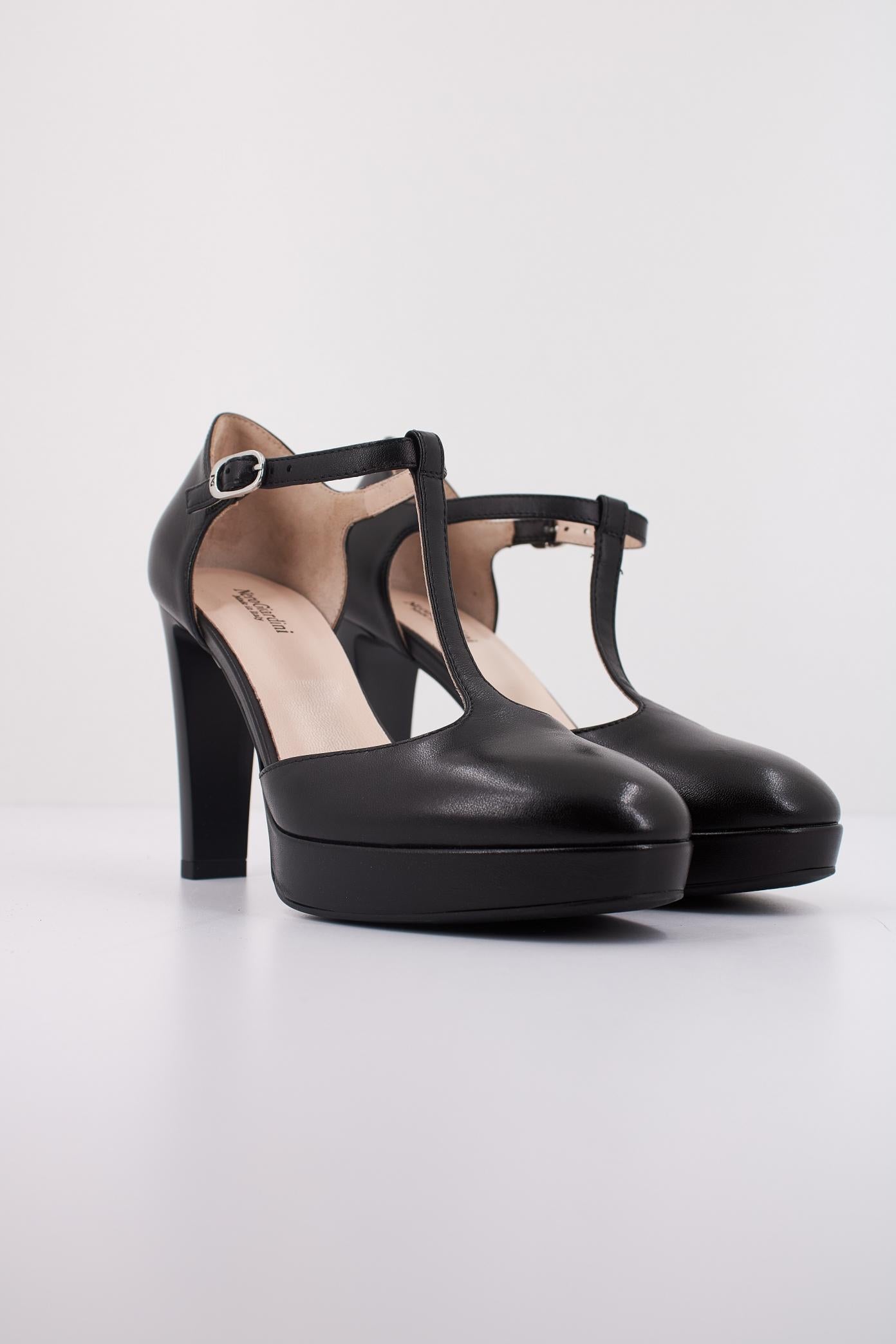 NERO GIARDINI ED en color NEGRO  (2)
