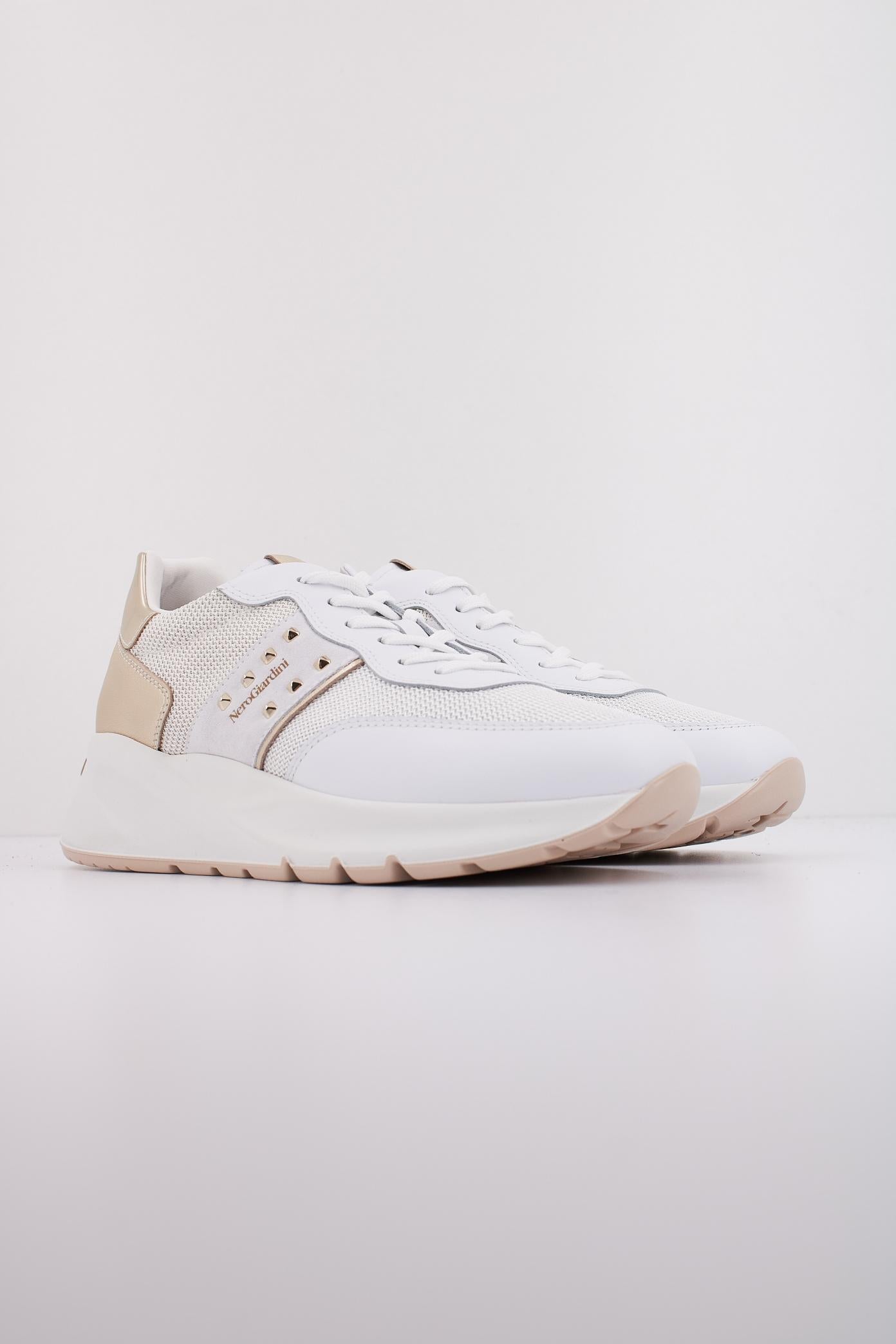 NERO GIARDINI ED  en color BLANCO  (2)