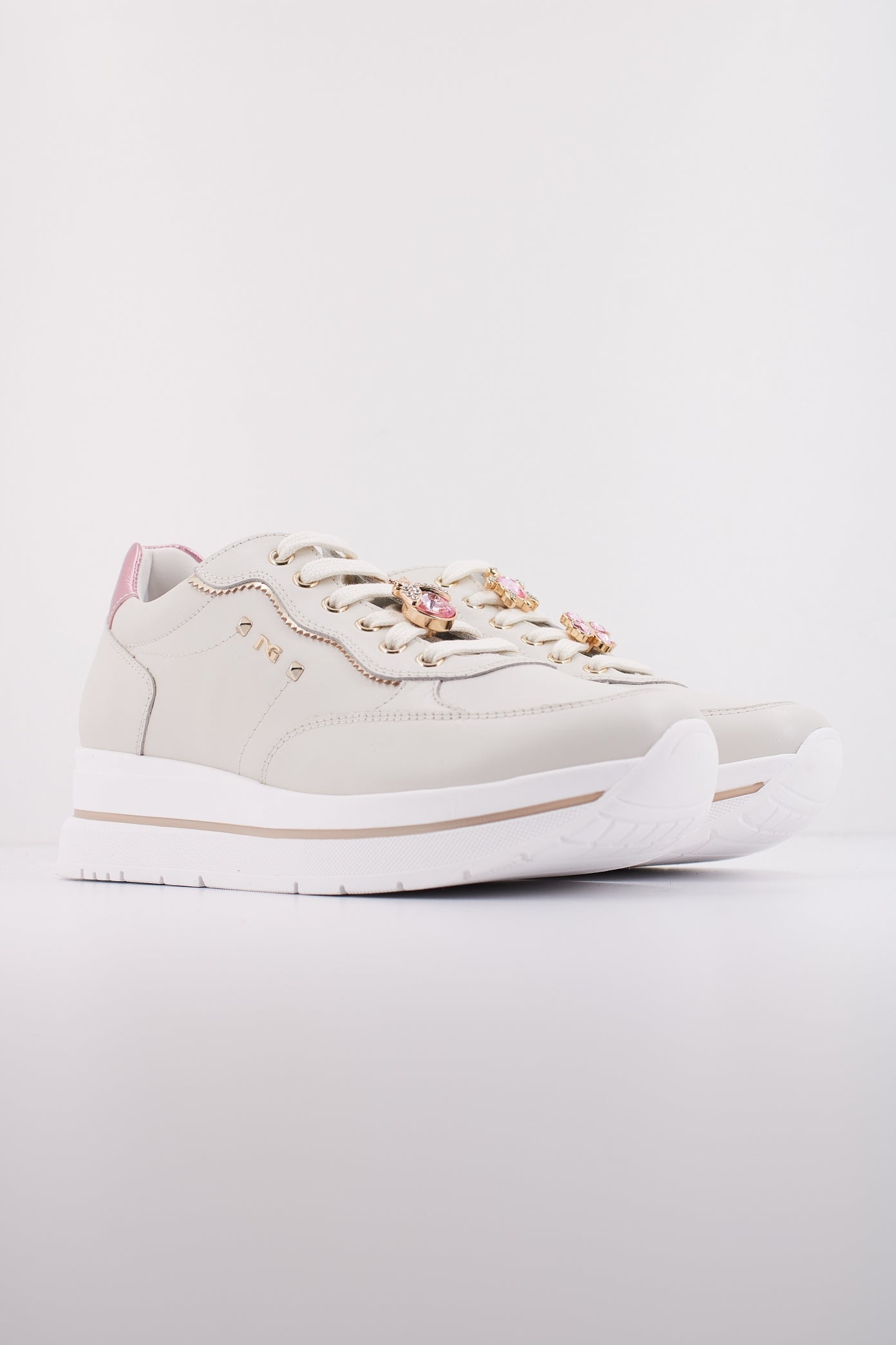 NERO GIARDINI ED en color BLANCO  (2)