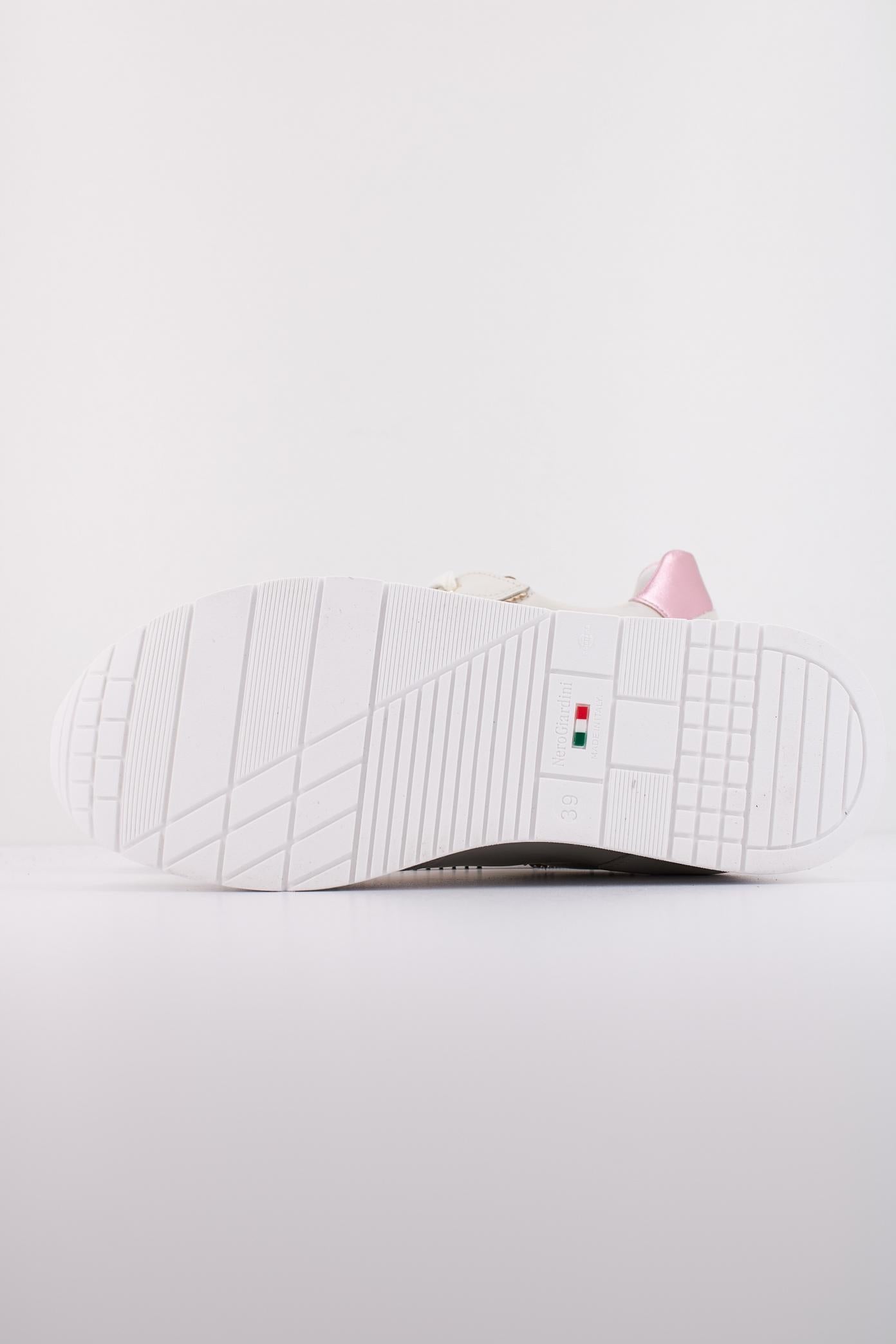 NERO GIARDINI ED en color BLANCO  (5)