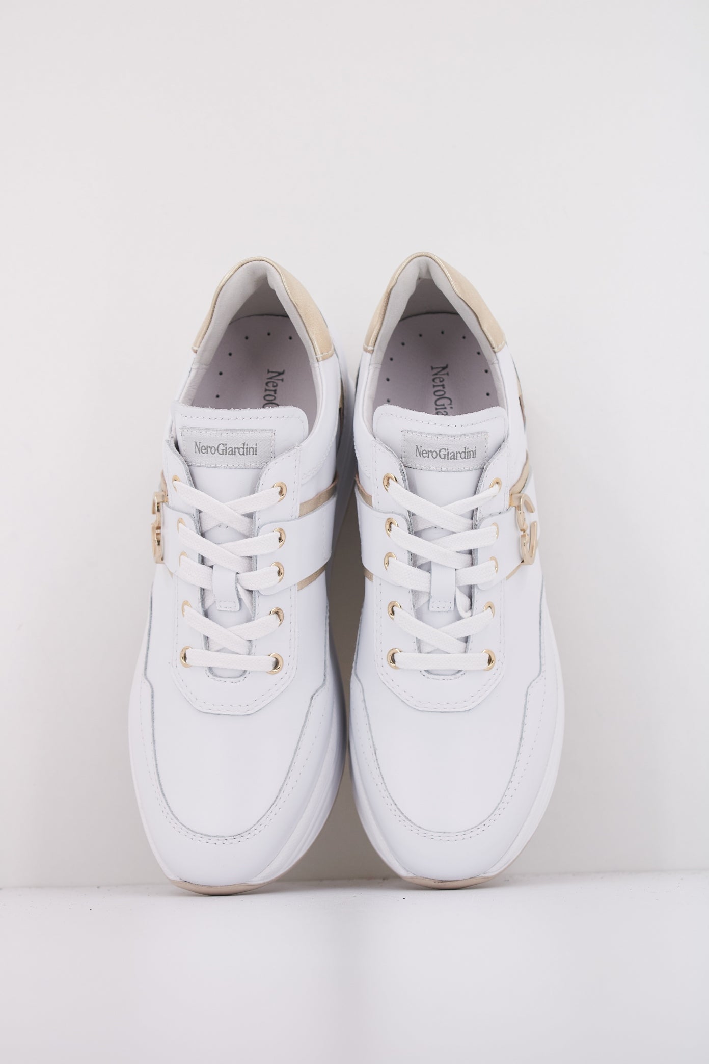 NERO GIARDINI ED  en color BLANCO  (3)