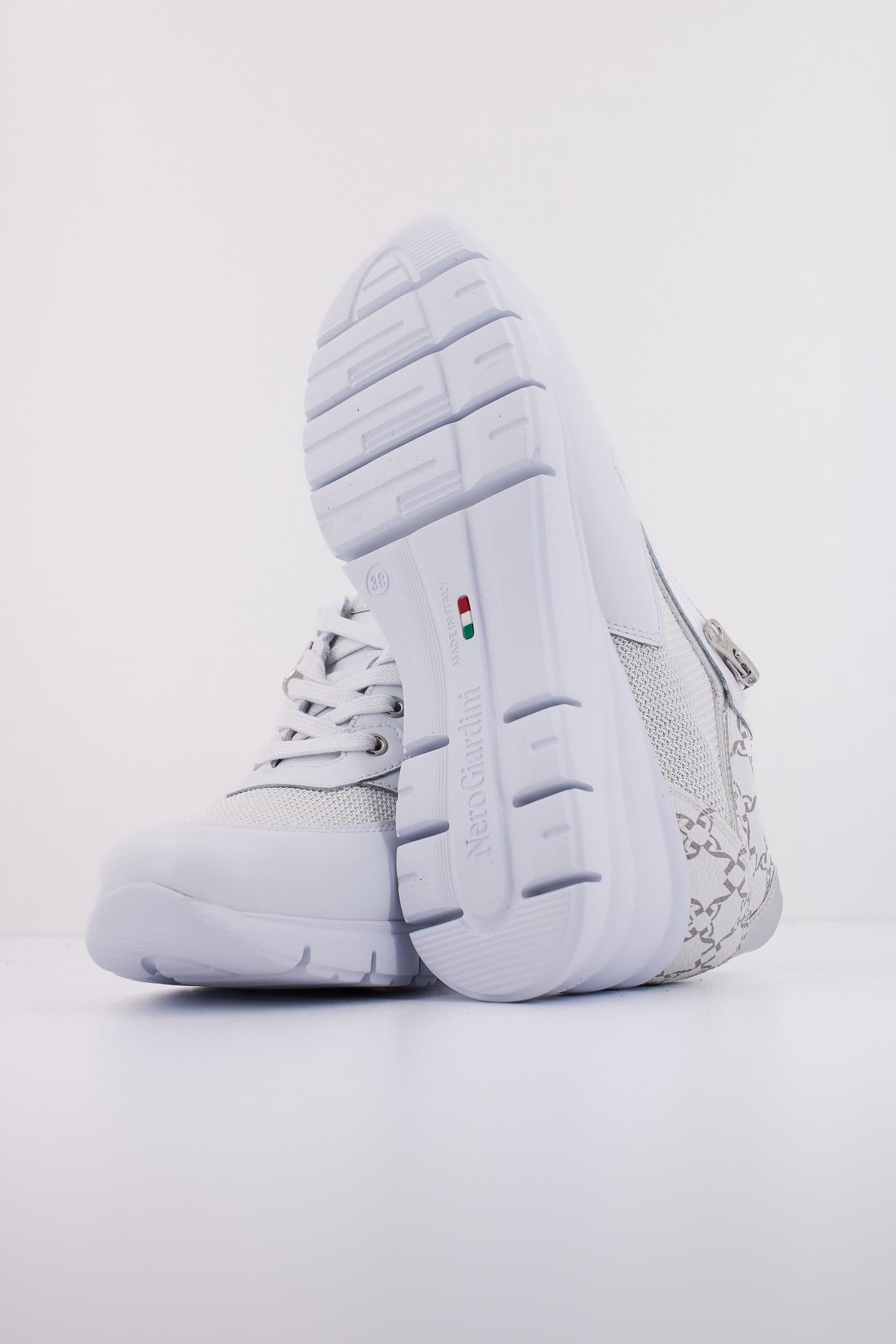 NERO GIARDINI ED en color BLANCO  (5)
