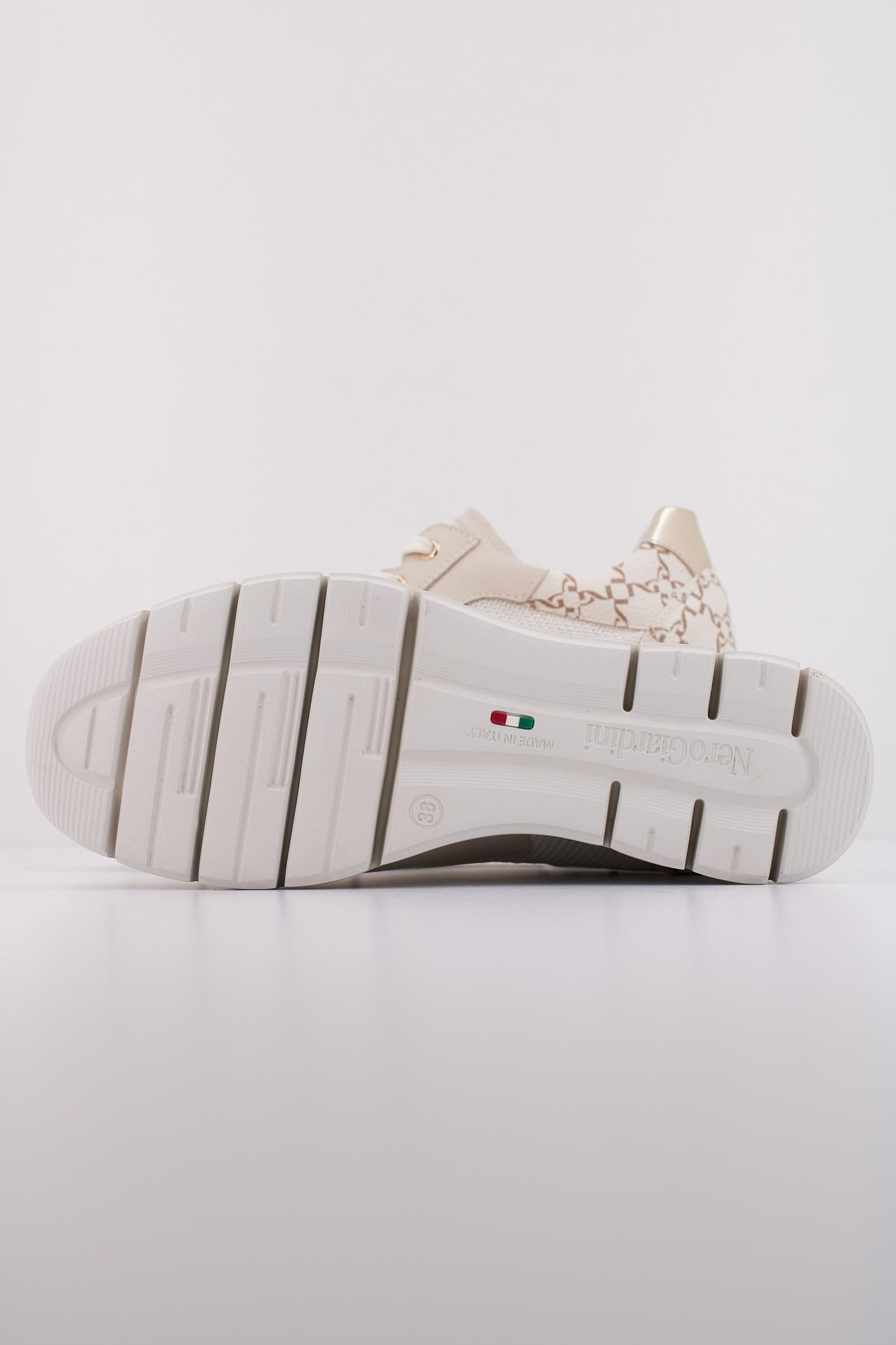 NERO GIARDINI ED en color BEIS  (5)