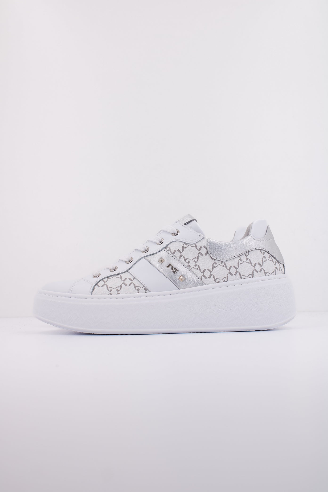 NERO GIARDINI ED en color BLANCO  (1)