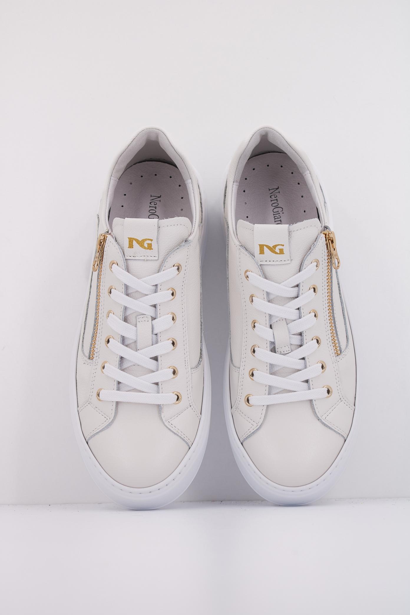 NERO GIARDINI ED en color BLANCO  (3)