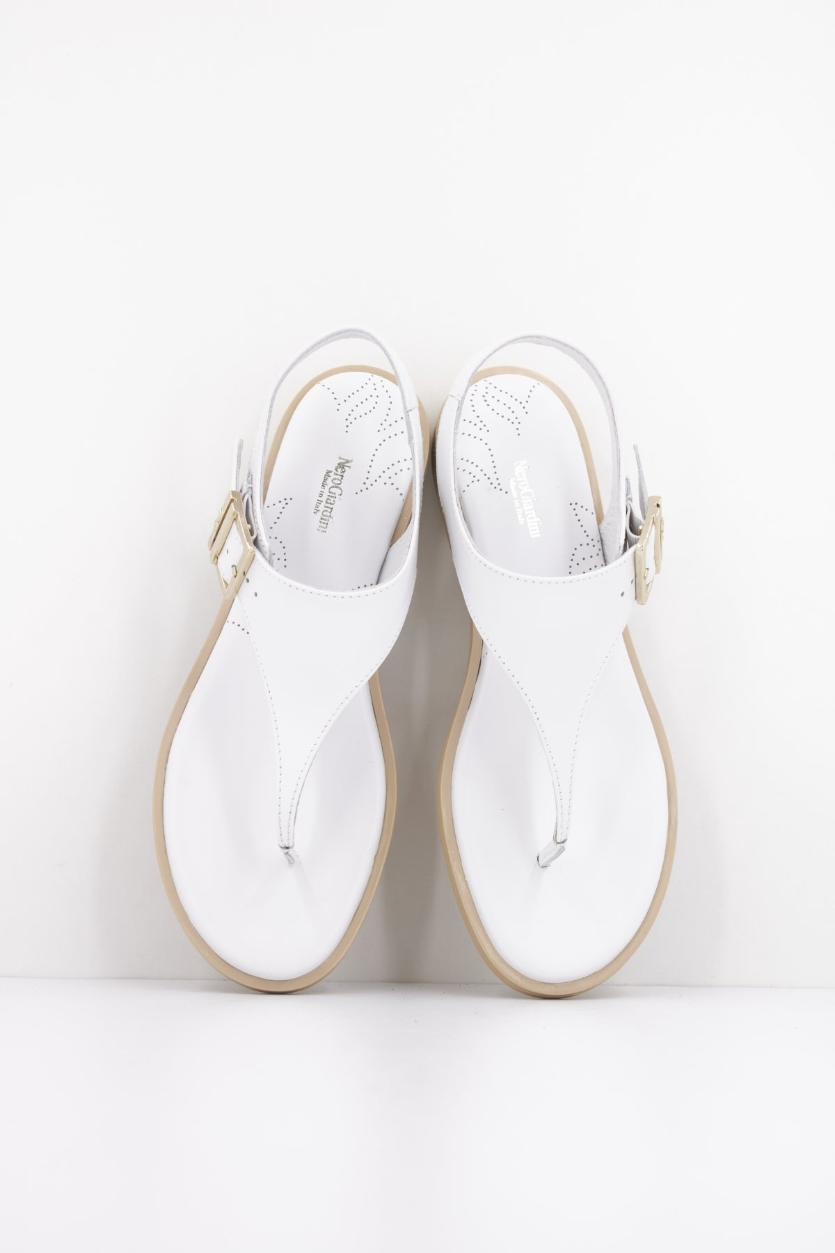 NERO GIARDINI ED en color BLANCO  (3)