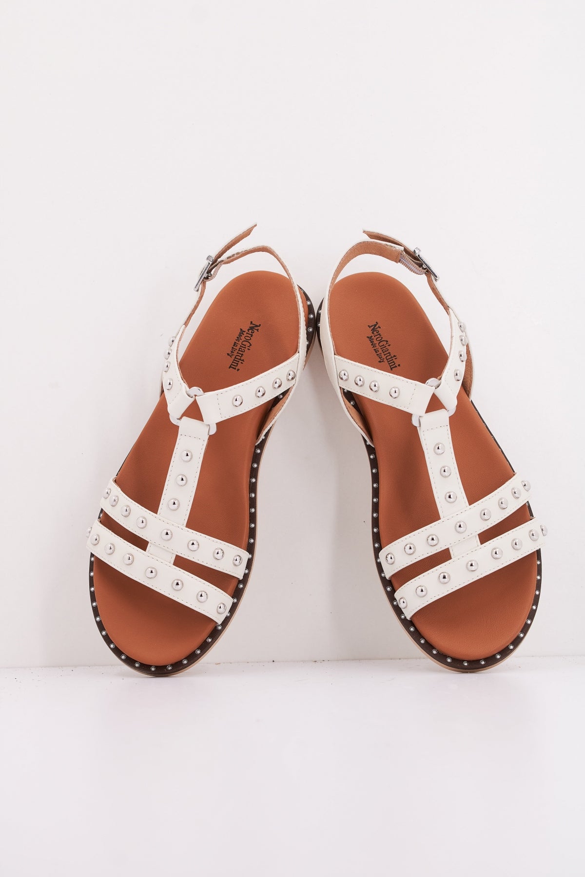 NERO GIARDINI ED  en color BLANCO  (3)