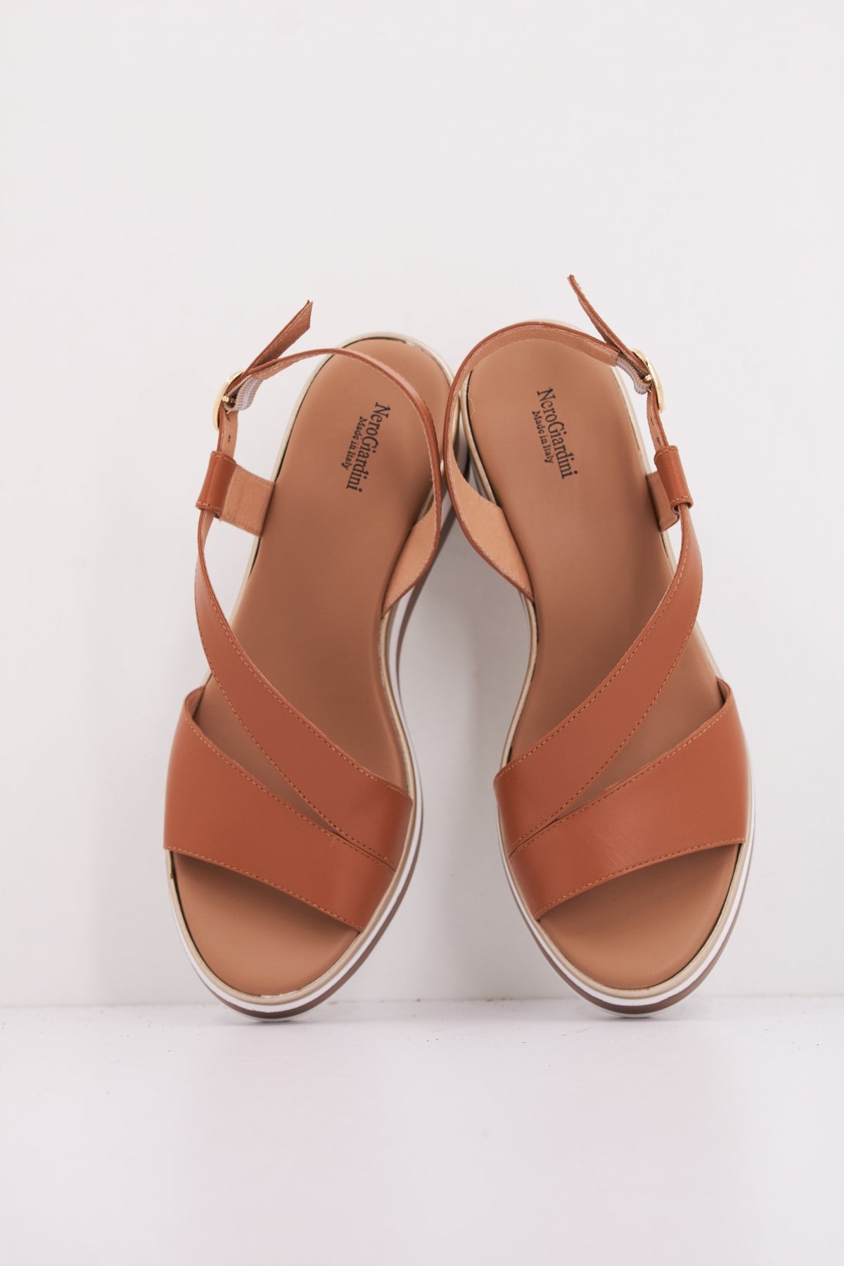 NERO GIARDINI ED  en color MARRON  (3)