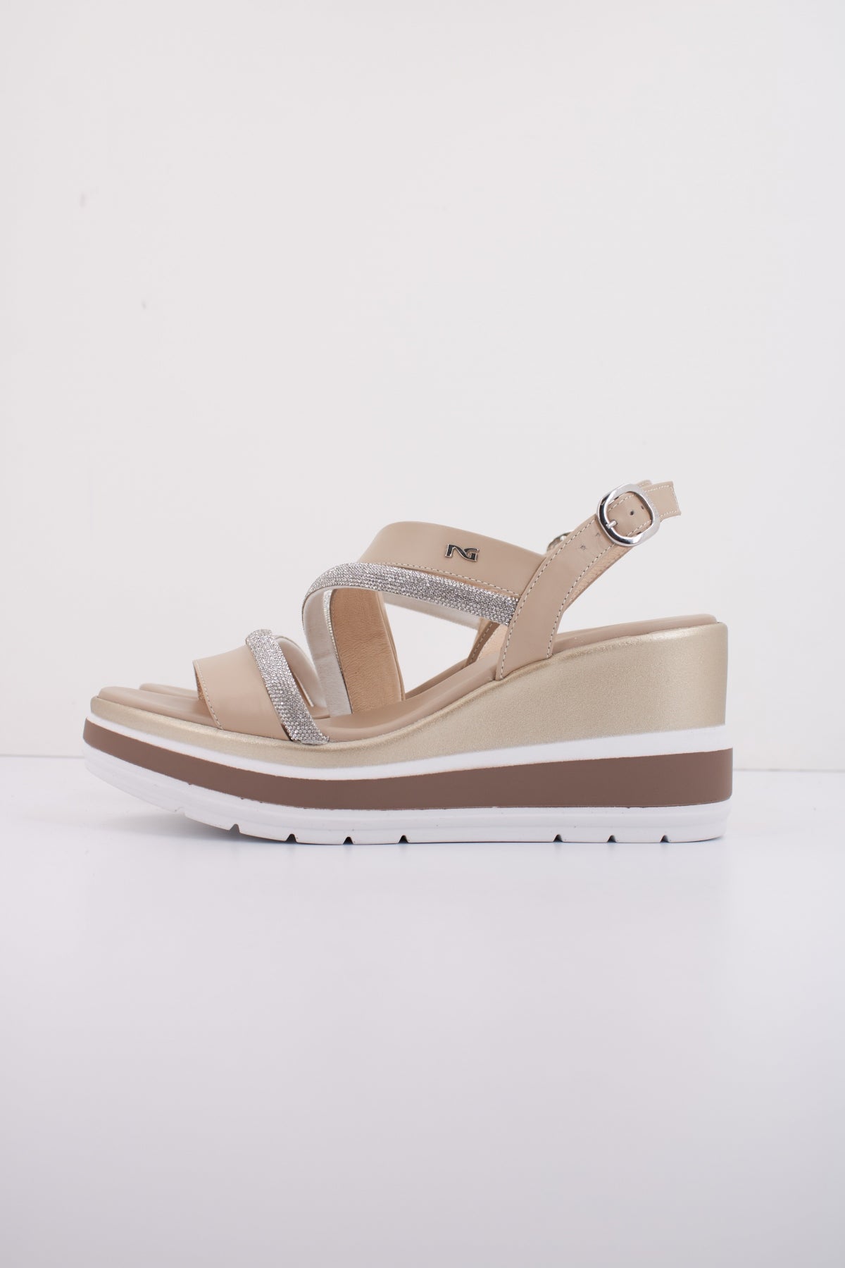 NERO GIARDINI ED  en color NUDE  (1)