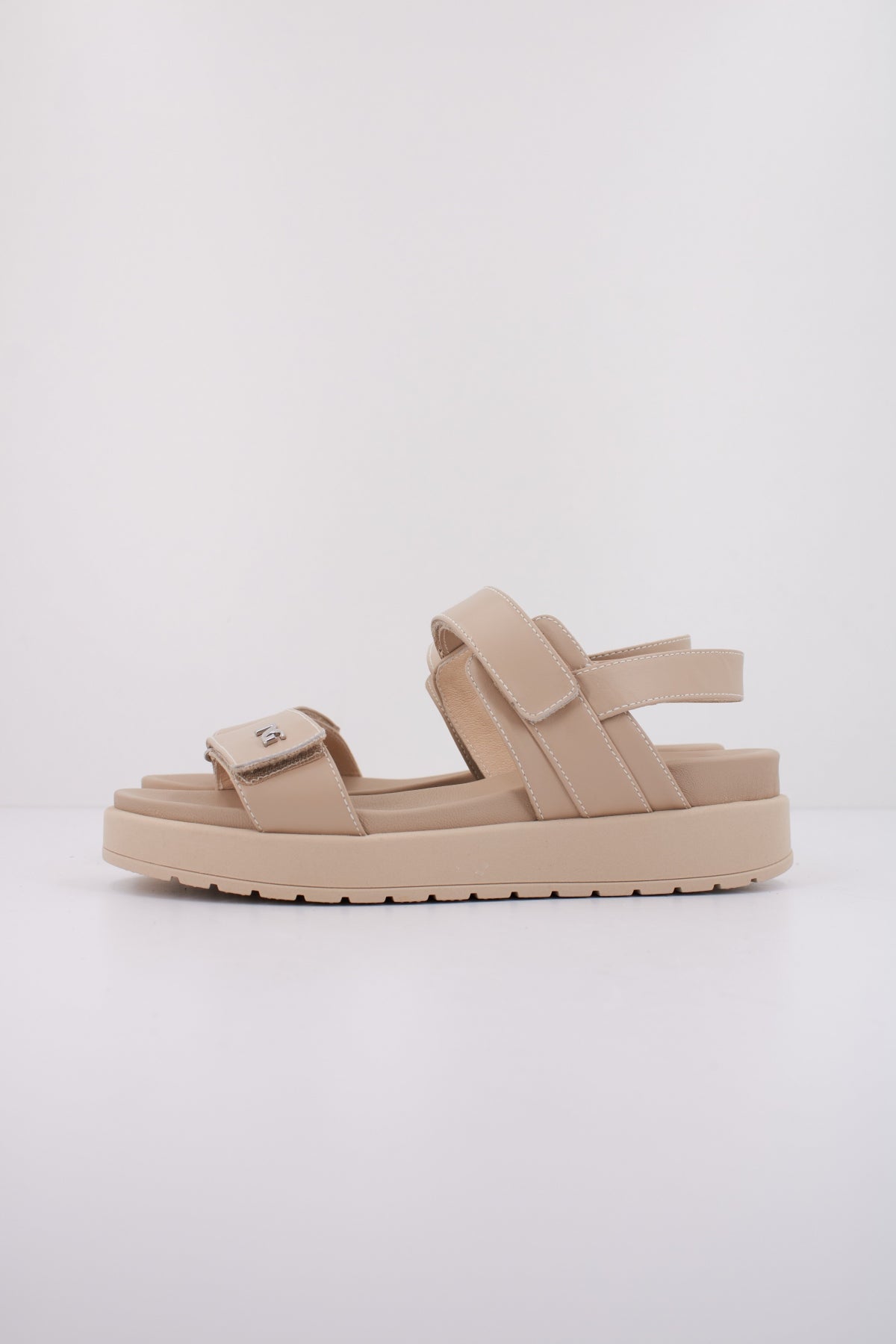 NERO GIARDINI ED  en color BEIS  (1)