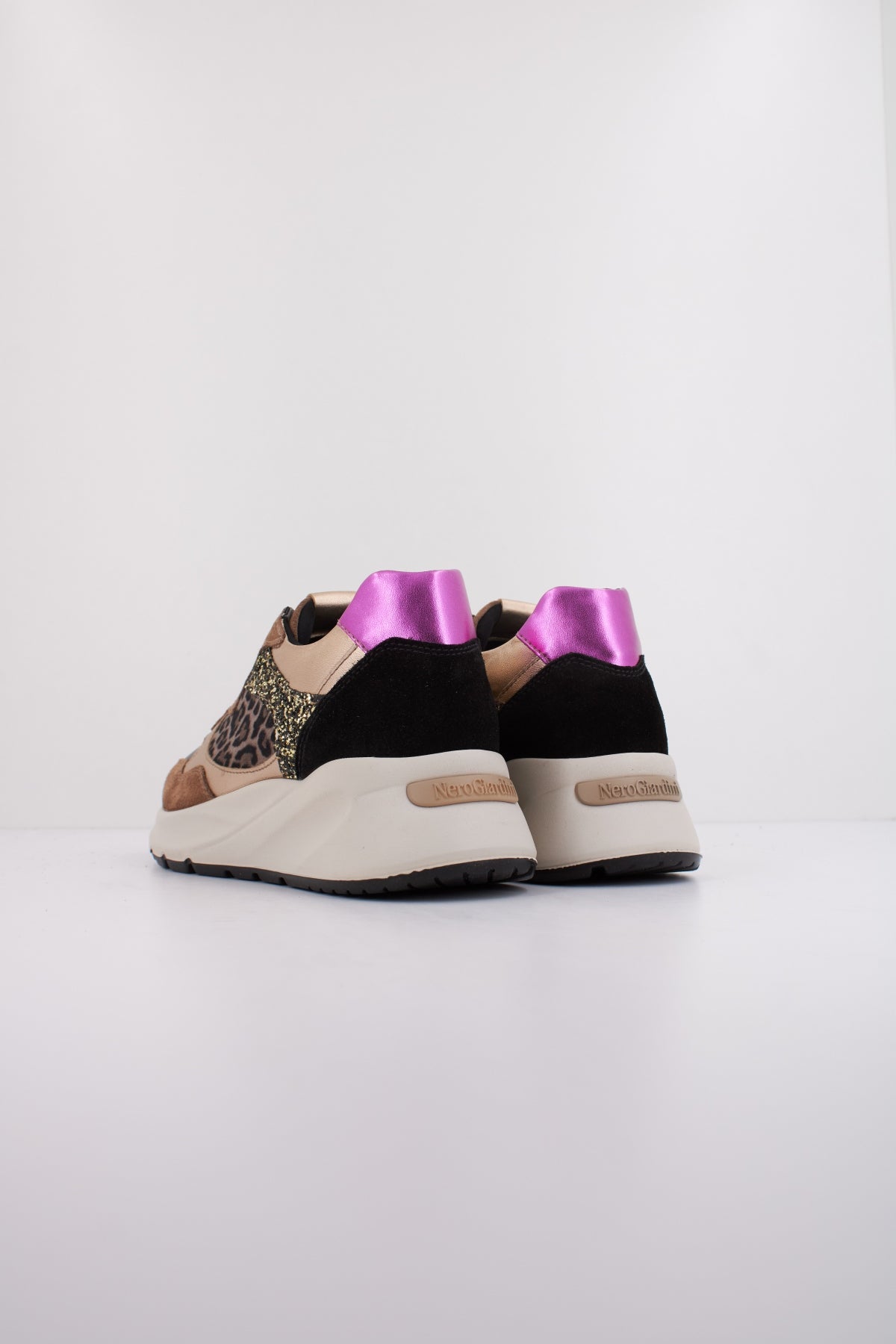 NERO GIARDINI ID en color MARRON  (4)