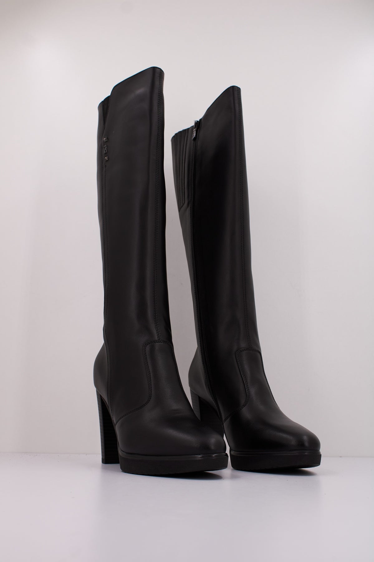 NERO GIARDINI ID  en color NEGRO  (2)