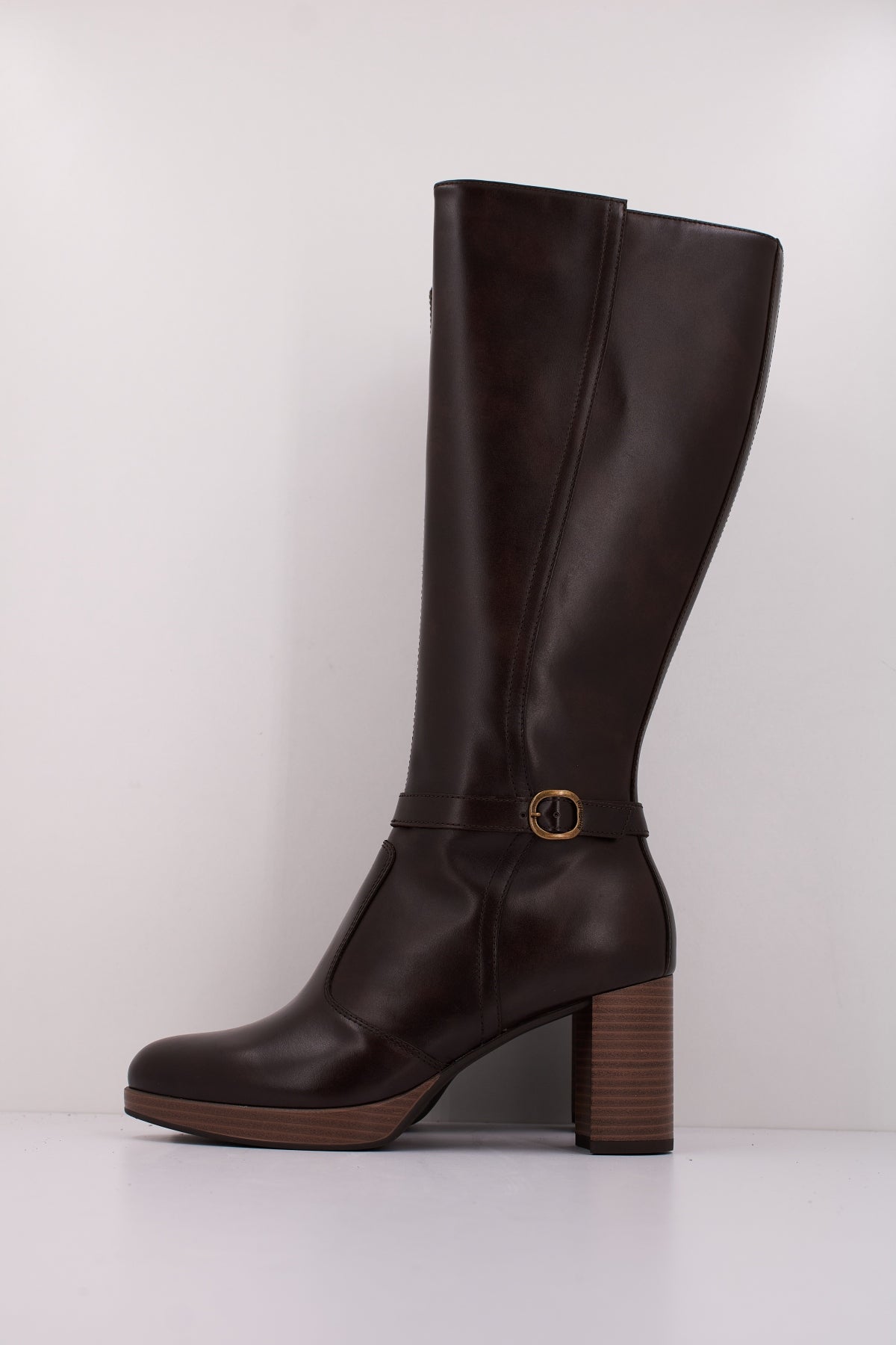 NERO GIARDINI ID en color MARRON  (1)