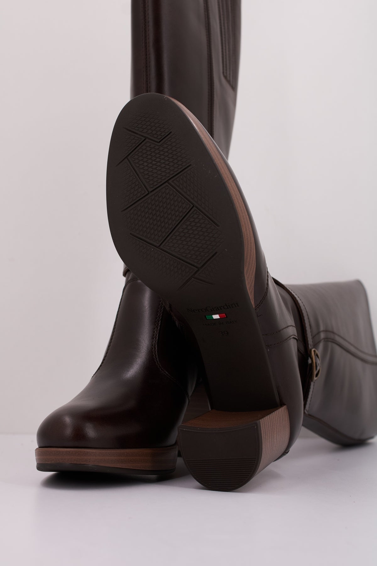 NERO GIARDINI ID en color MARRON  (5)