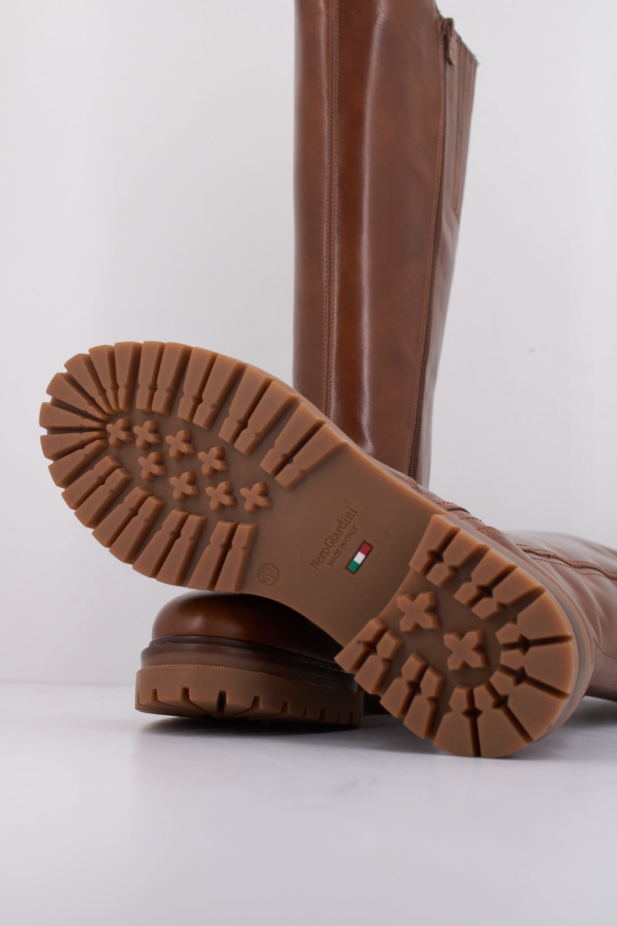 NERO GIARDINI ID en color MARRON CLARO  (5)