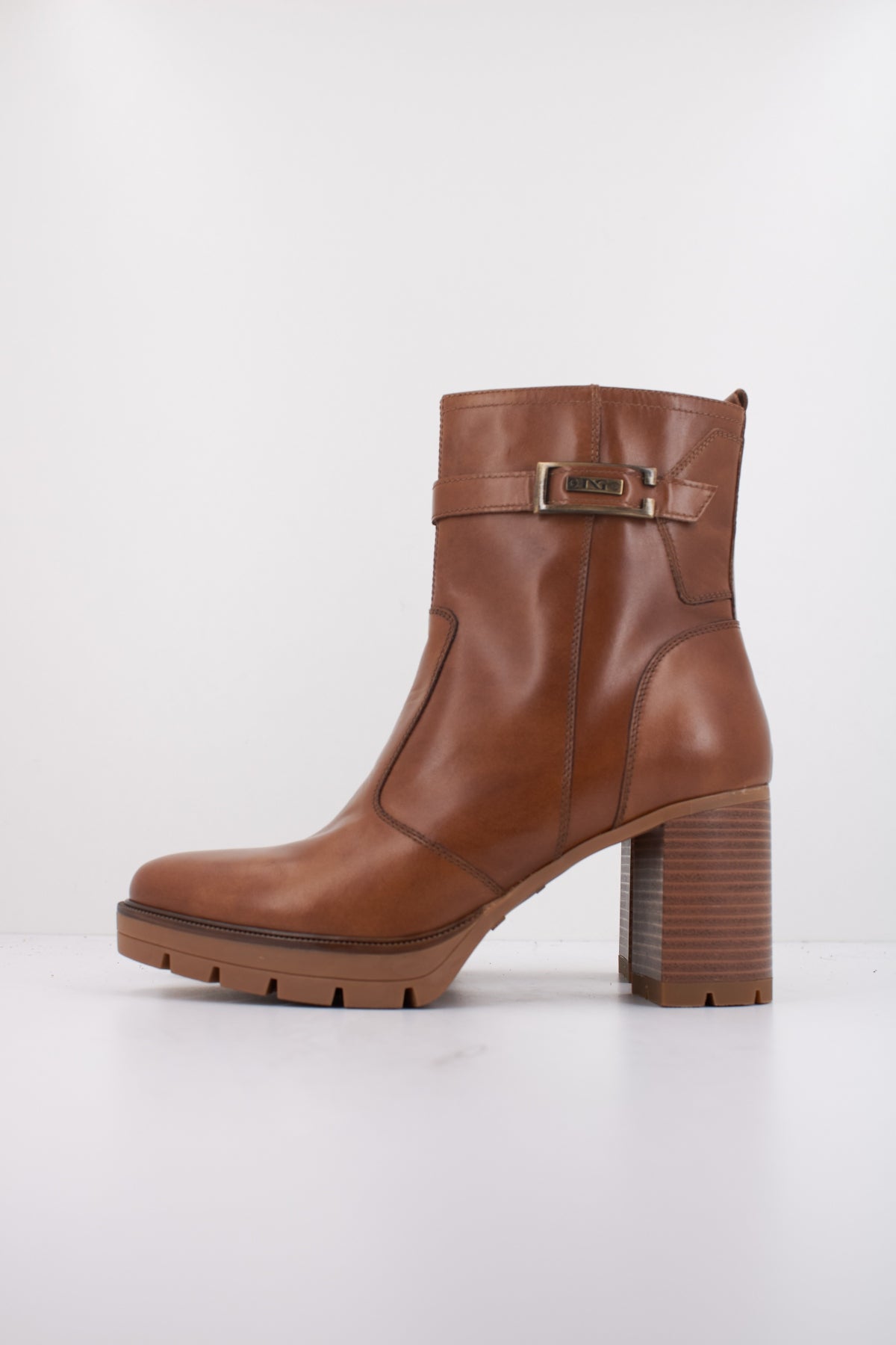 NERO GIARDINI ID en color MARRON CLARO  (1)
