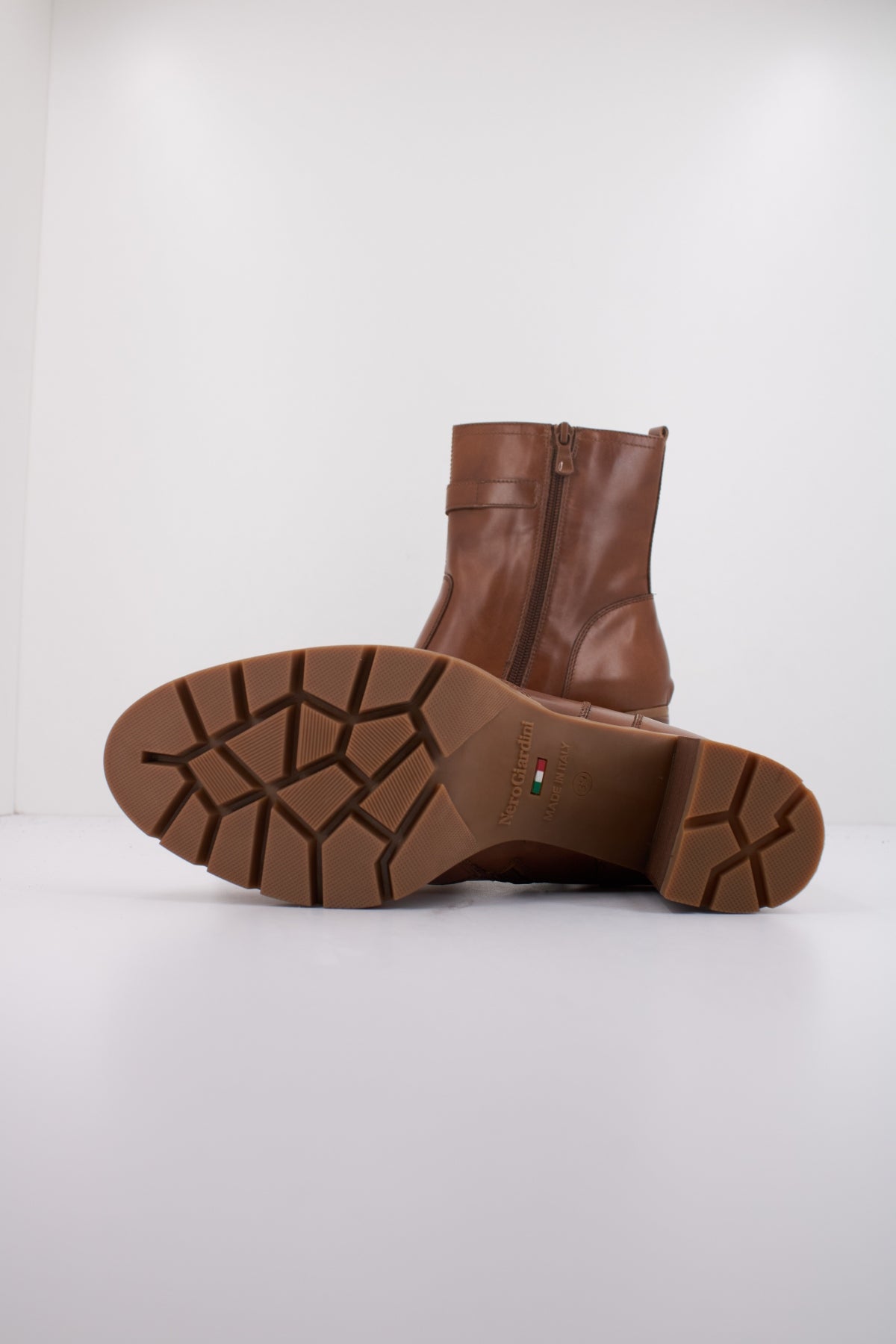 NERO GIARDINI ID en color MARRON CLARO  (5)